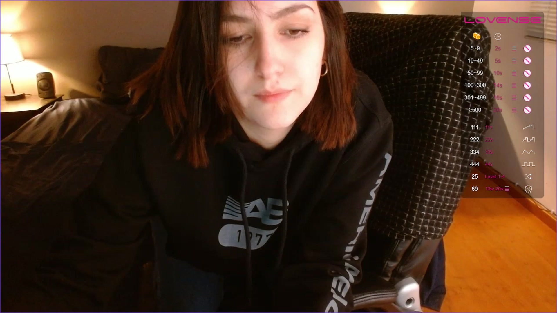Gallery image thumbnail from Alyssamodel's myfreecams stream on, 07/21/2023, 24:28 image 14 of 20