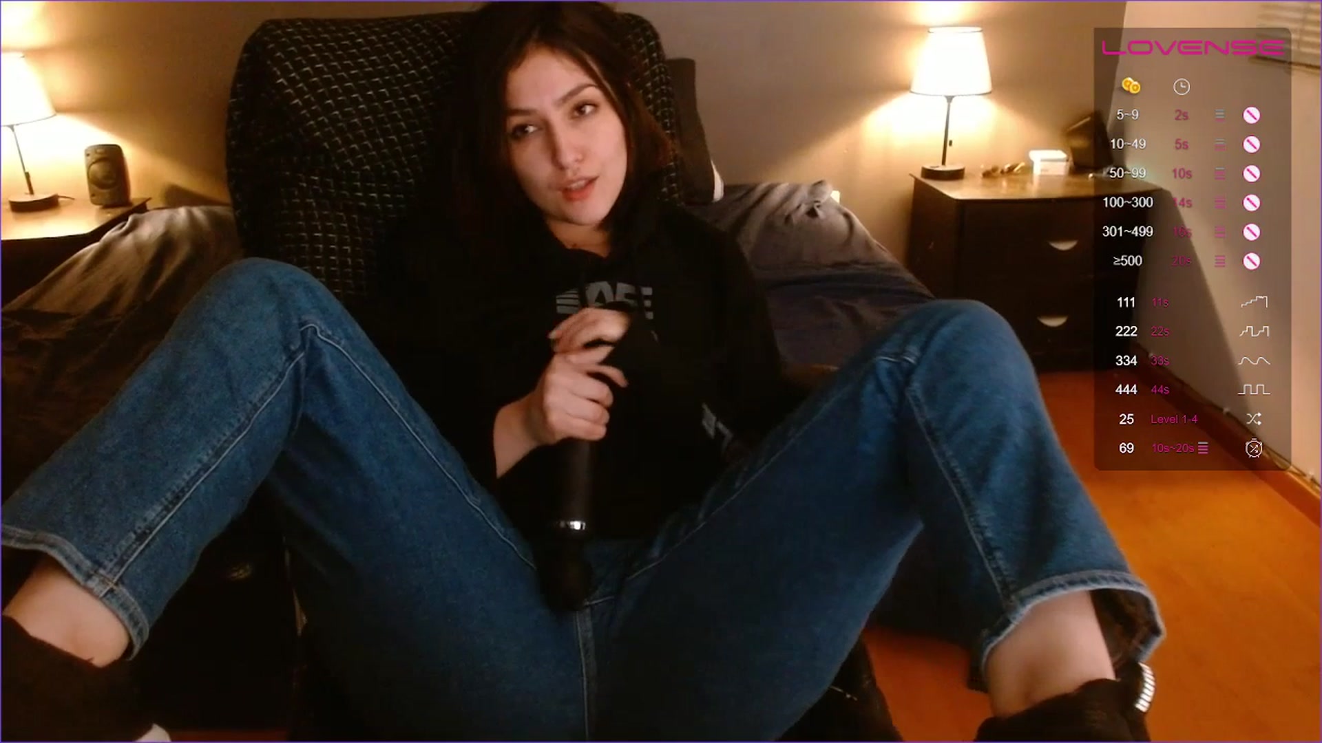 Gallery image thumbnail from Alyssamodel's myfreecams stream on, 07/21/2023, 24:28 image 11 of 20