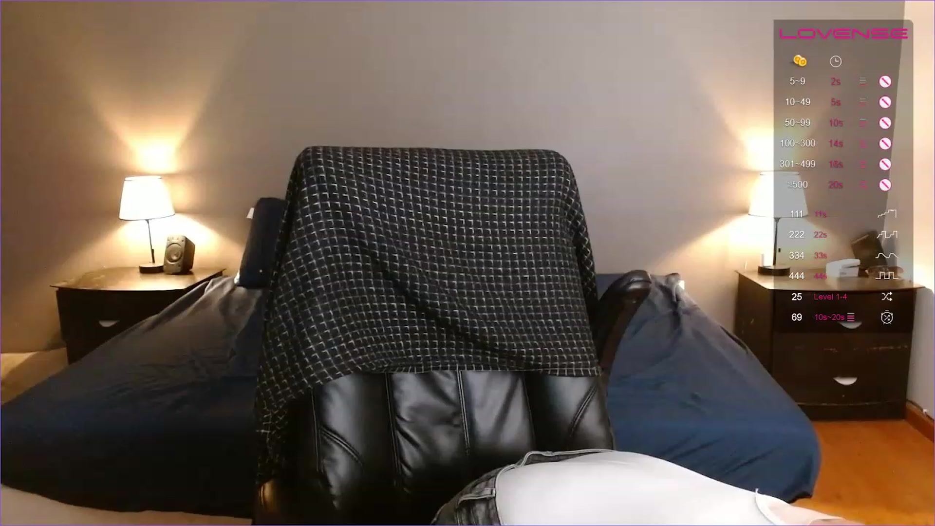 Gallery image thumbnail from Alyssamodel's myfreecams stream on, 07/21/2023, 17:42 image 9 of 20
