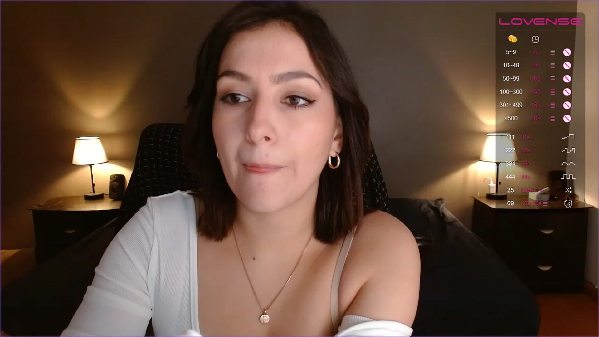 Gallery image thumbnail from Alyssamodel's myfreecams stream on, 07/21/2023, 17:42 image 12 of 20