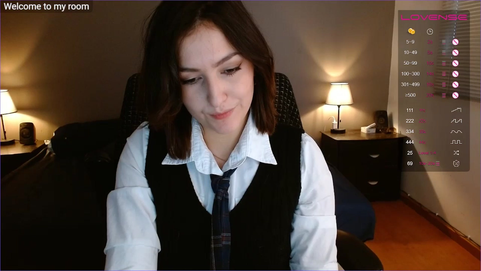 Gallery image thumbnail from Alyssamodel's myfreecams stream on, 07/21/2023, 18:45 image 14 of 20