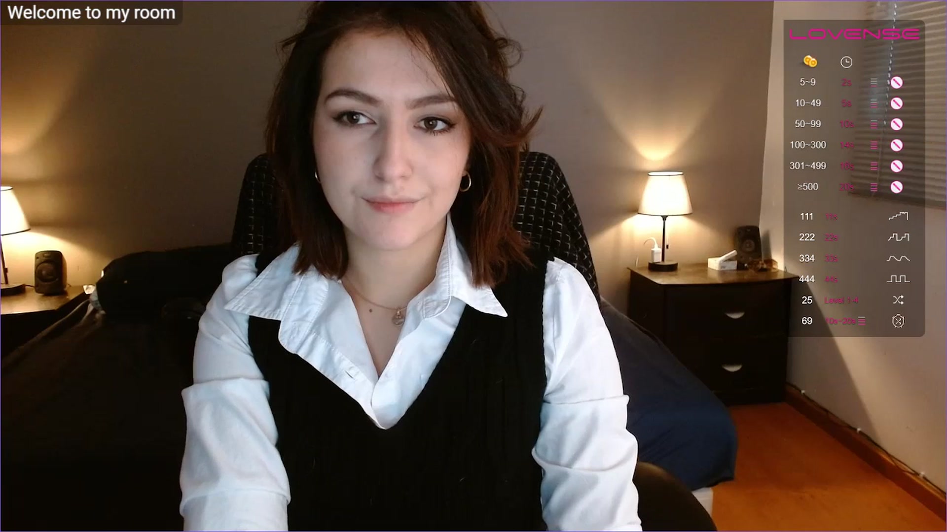 Gallery image thumbnail from Alyssamodel's myfreecams stream on, 07/21/2023, 18:45 image 17 of 20