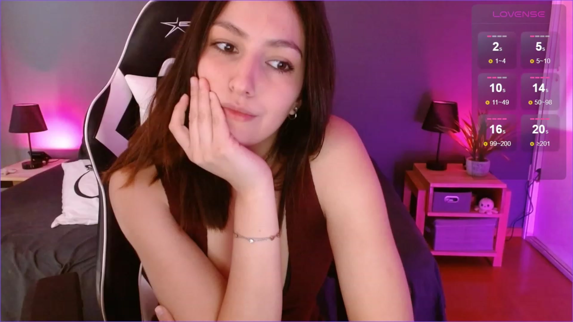 Gallery image thumbnail from Alyssamodel's myfreecams stream on, 03/07/2024, 18:26 image 9 of 20
