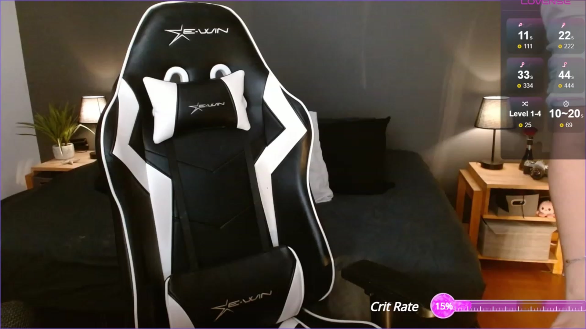 Gallery image thumbnail from Alyssamodel's myfreecams stream on, 03/11/2024, 01:45 image 1 of 20