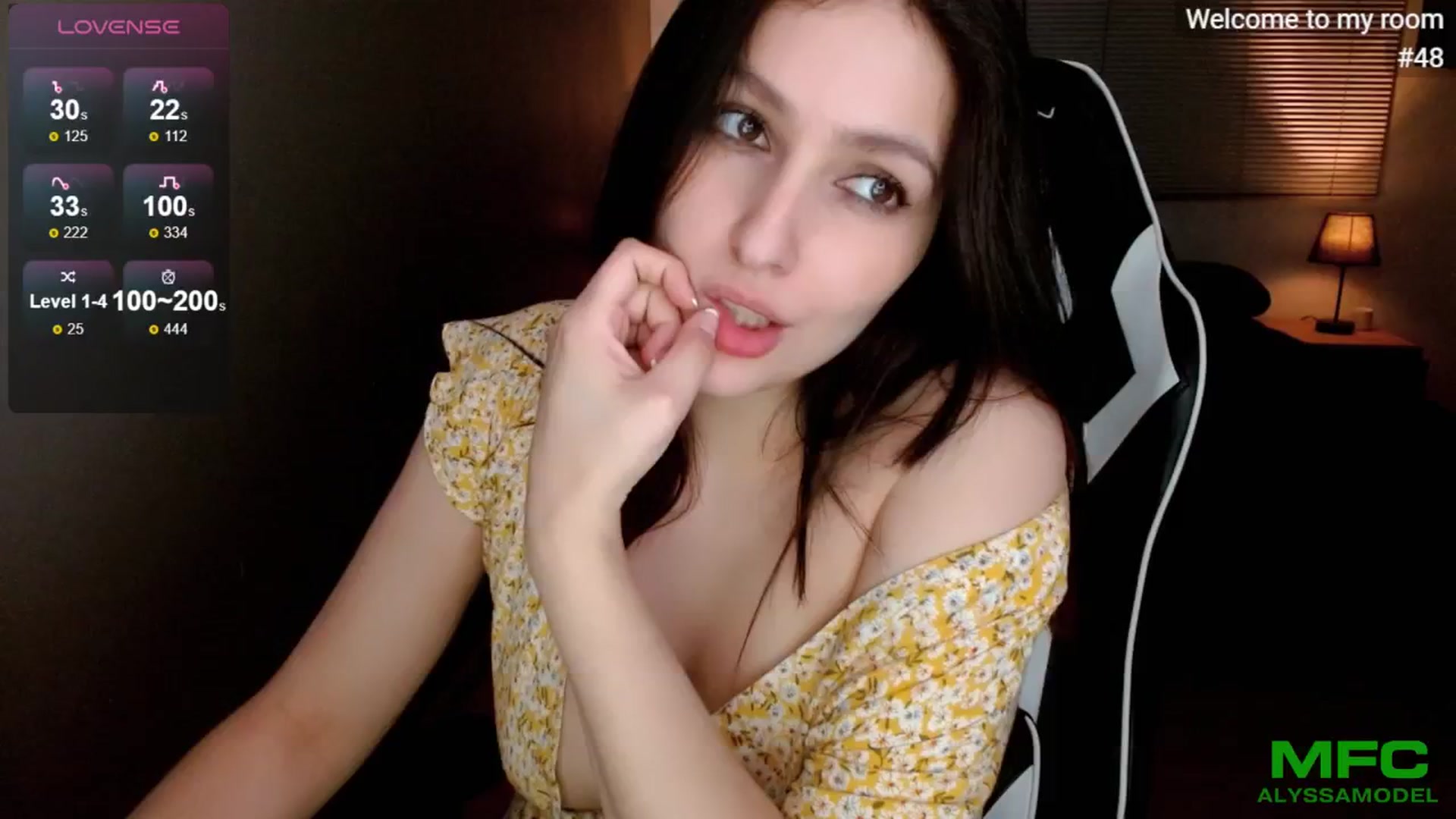Gallery image thumbnail from Alyssamodel's myfreecams stream on, 06/01/2024, 10:40 image 17 of 20