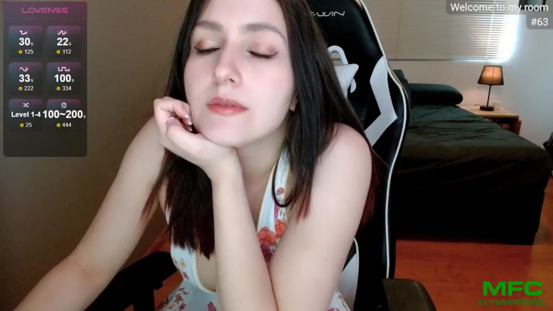 Gallery image thumbnail from Alyssamodel's myfreecams stream on, 06/01/2024, 14:48 image 9 of 20