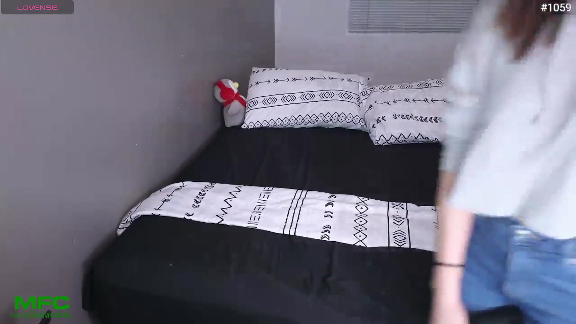 Gallery image thumbnail from Alyssamodel's myfreecams stream on, 07/29/2024, 21:26 image 7 of 20