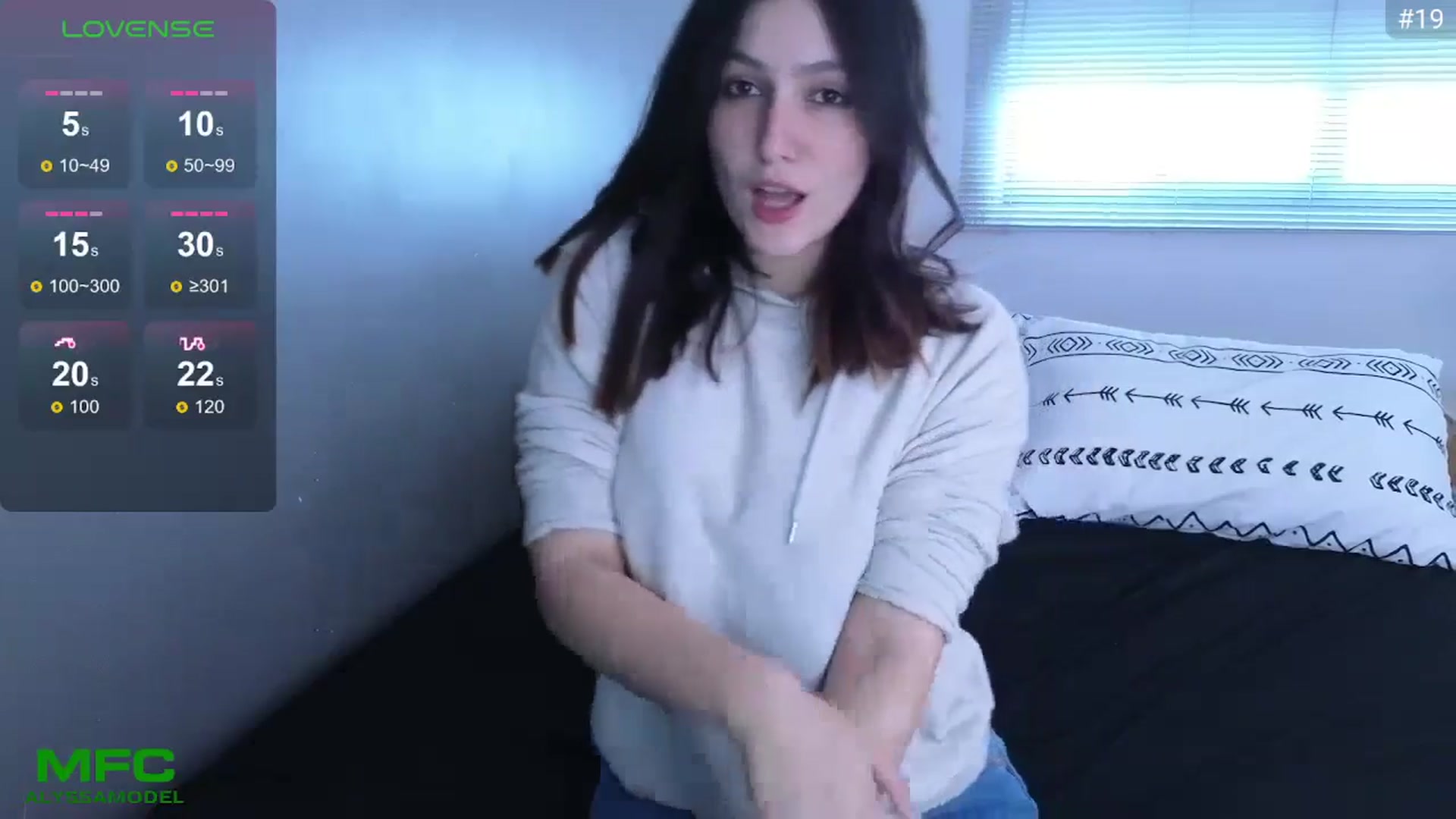 Gallery image thumbnail from Alyssamodel's myfreecams stream on, 08/01/2024, 22:06 image 5 of 20