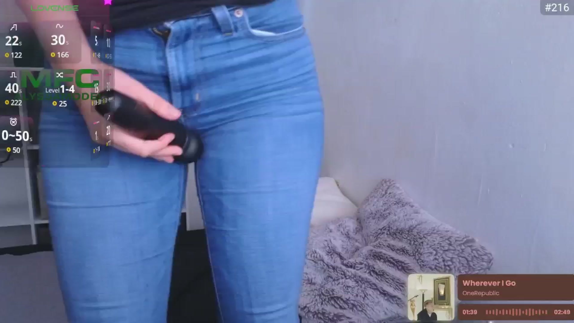 Gallery image thumbnail from Alyssamodel's myfreecams stream on, 10/08/2024, 22:58 image 10 of 20