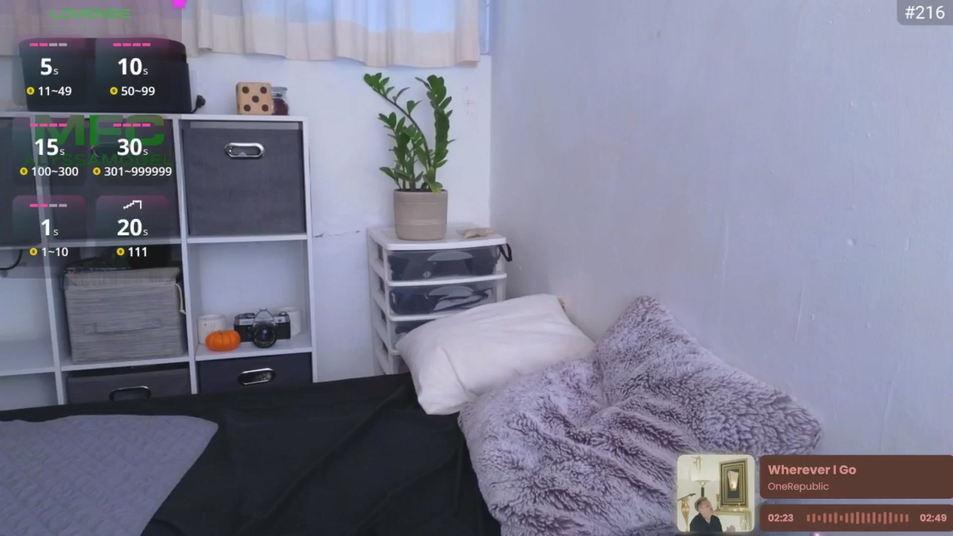 Gallery image thumbnail from Alyssamodel's myfreecams stream on, 10/08/2024, 22:58 image 11 of 20