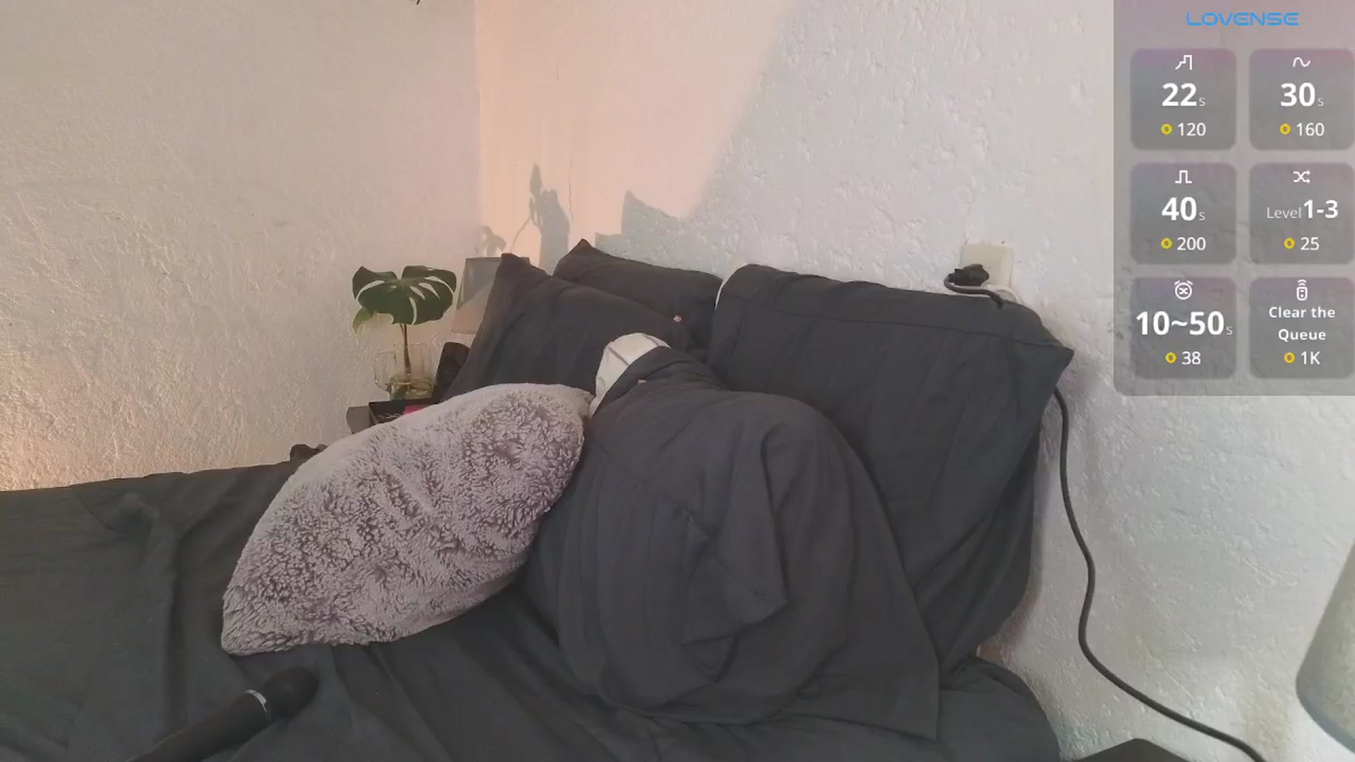 Gallery image thumbnail from Alyssamodel's myfreecams stream on, 11/15/2024, 01:19 image 8 of 20