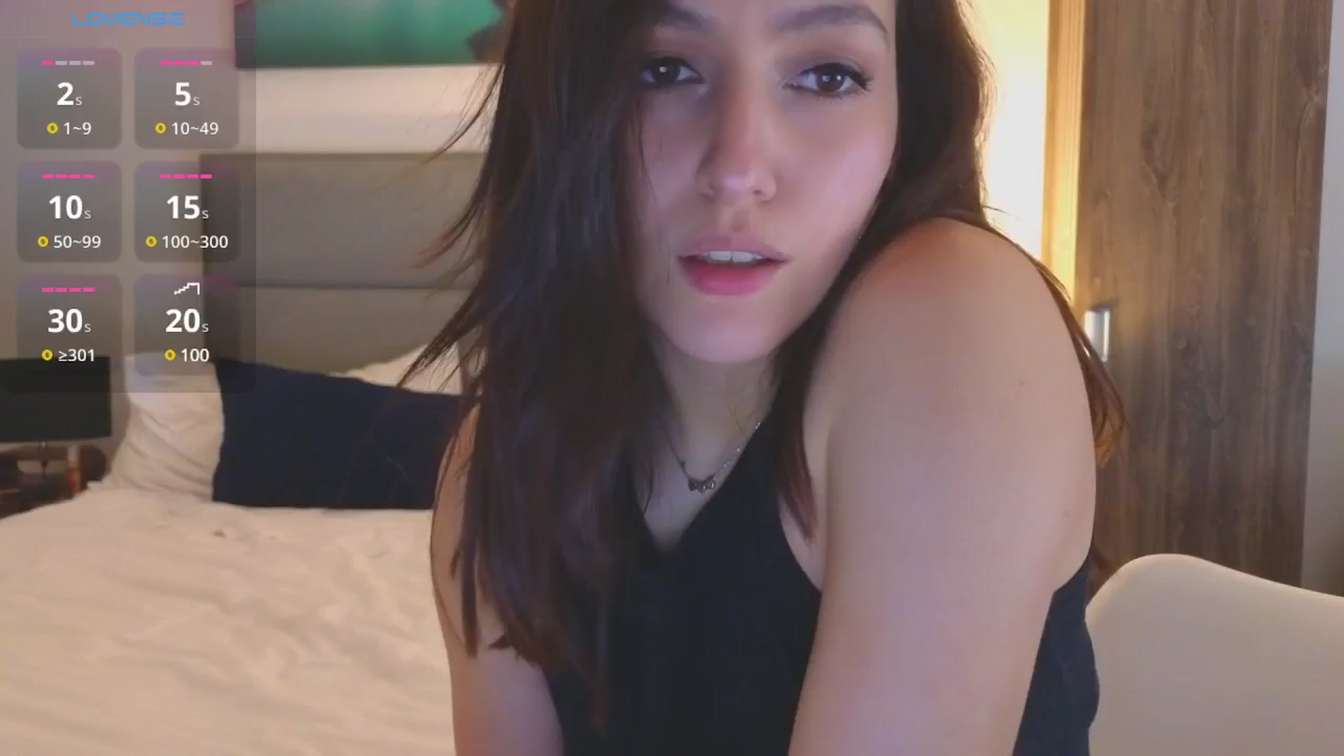 Gallery image thumbnail from Alyssamodel's myfreecams stream on, 01/04/2025, 20:58 image 16 of 20
