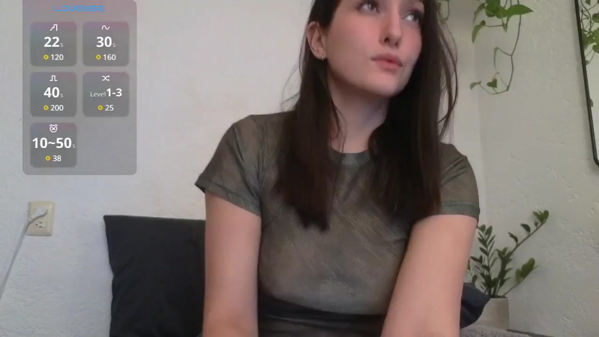 Gallery image thumbnail from Alyssamodel's myfreecams stream on, 04/02/2025, 02:06 image 19 of 20