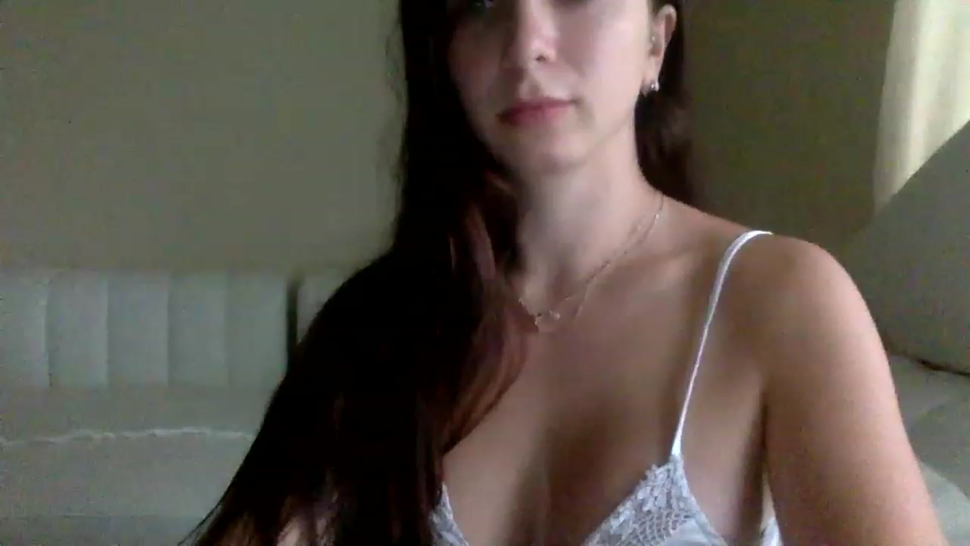 Gallery image thumbnail from Alyssaxox's myfreecams stream on, 08/21/2023, 24:00 image 15 of 20