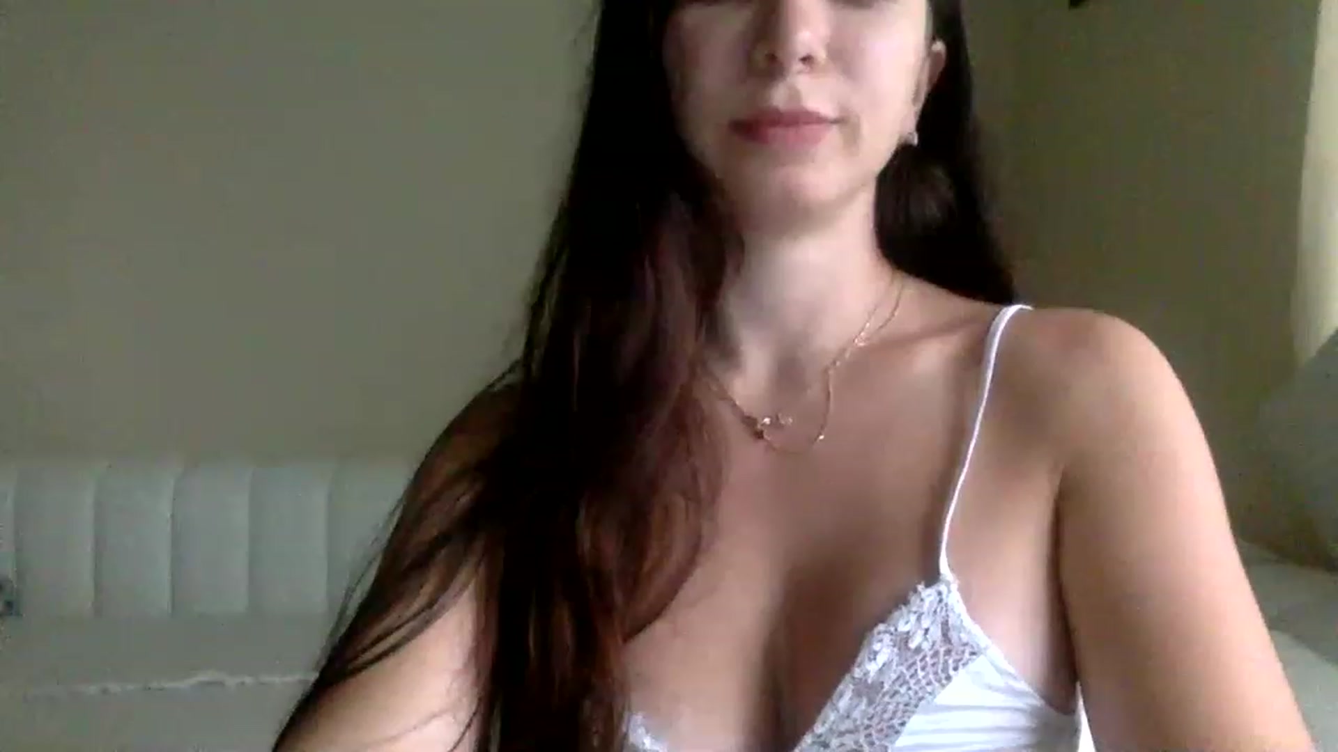 Gallery image thumbnail from Alyssaxox's myfreecams stream on, 08/21/2023, 24:00 image 12 of 20