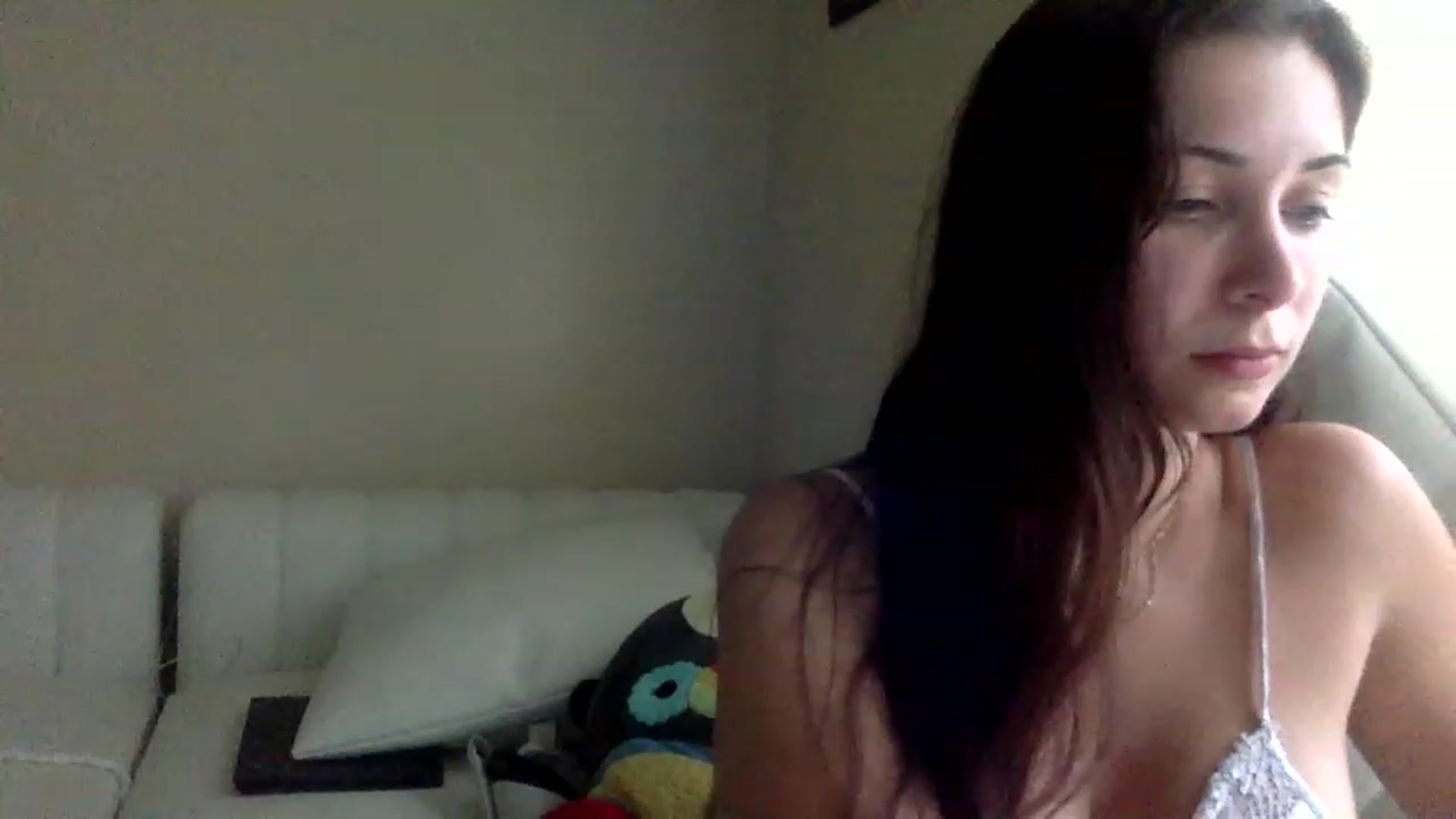 Gallery image thumbnail from Alyssaxox's myfreecams stream on, 08/21/2023, 24:00 image 13 of 20
