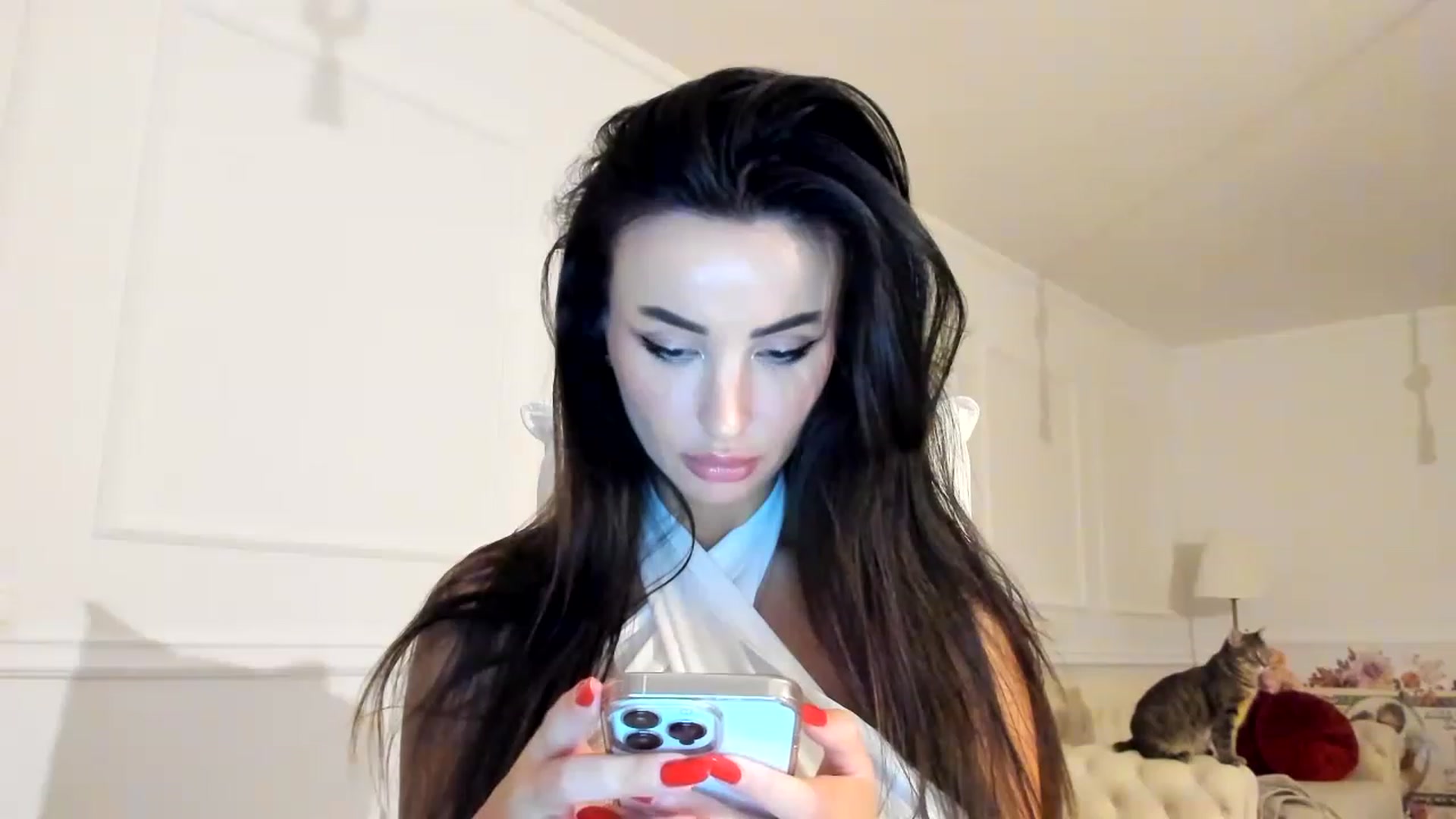 Gallery image thumbnail from AlyssiaKENT1's myfreecams stream on, 11/26/2022, 17:13 image 9 of 20