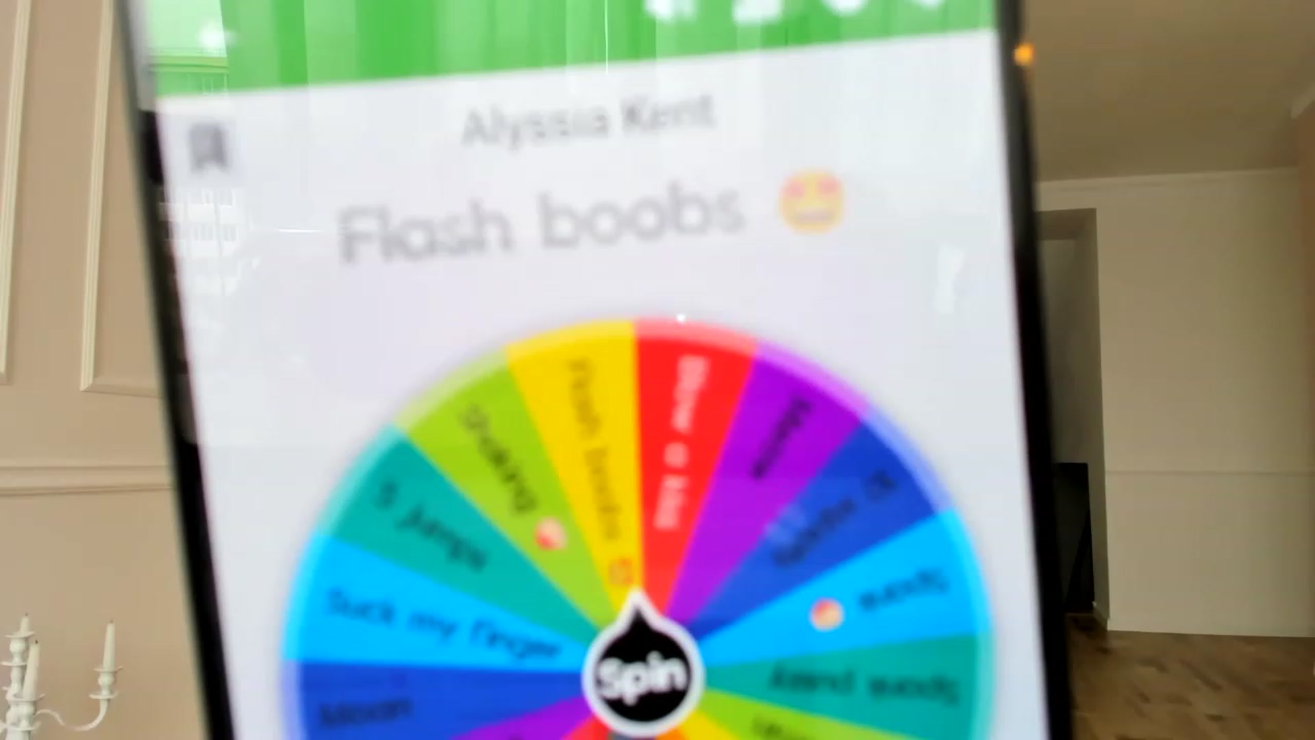 Gallery image thumbnail from AlyssiaKENT1's myfreecams stream on, 11/27/2022, 10:44 image 18 of 20