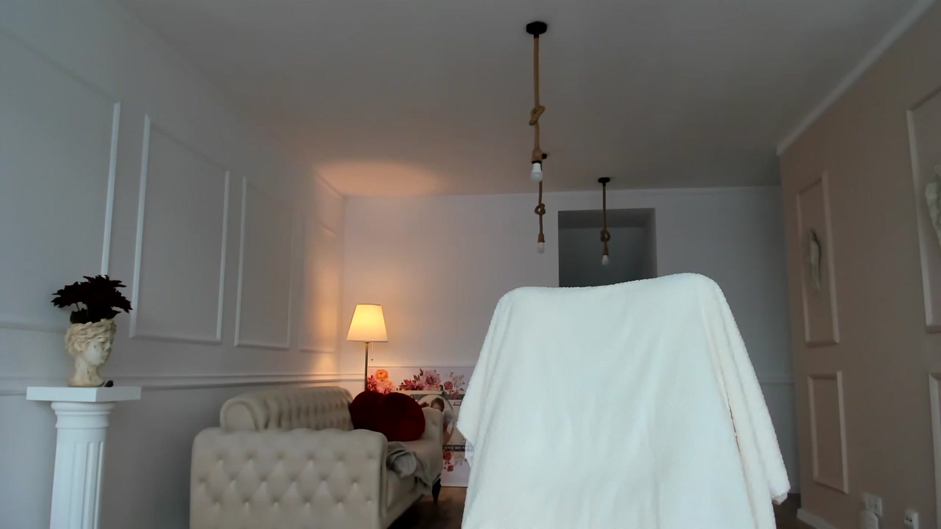 Gallery image thumbnail from AlyssiaKENT1's myfreecams stream on, 11/28/2022, 11:06 image 20 of 20