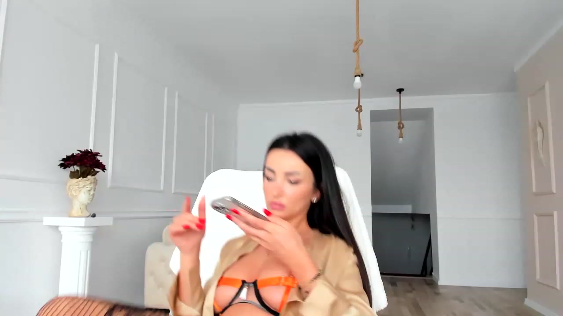 Gallery image thumbnail from AlyssiaKENT1's myfreecams stream on, 11/28/2022, 13:43 image 3 of 20