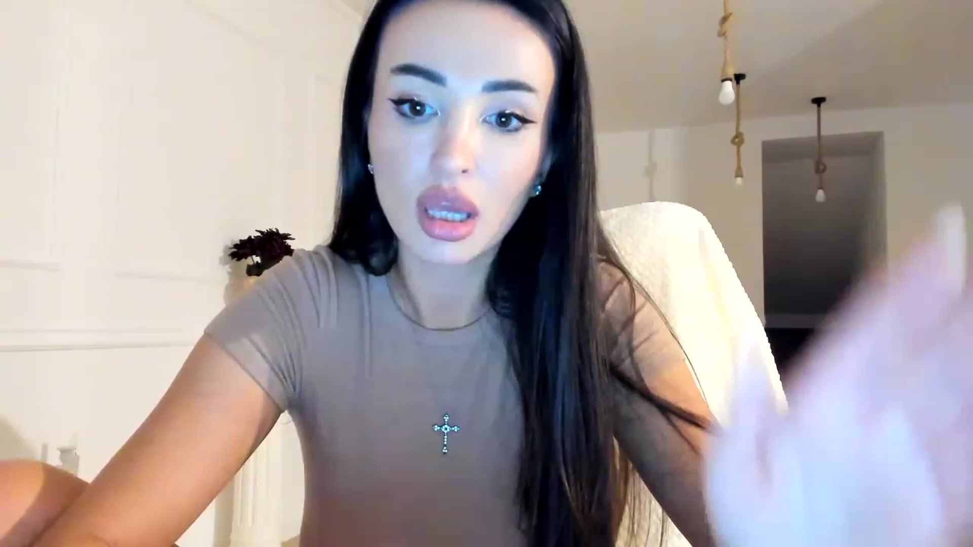 Gallery image thumbnail from AlyssiaKENT1's myfreecams stream on, 11/28/2022, 19:19 image 11 of 20