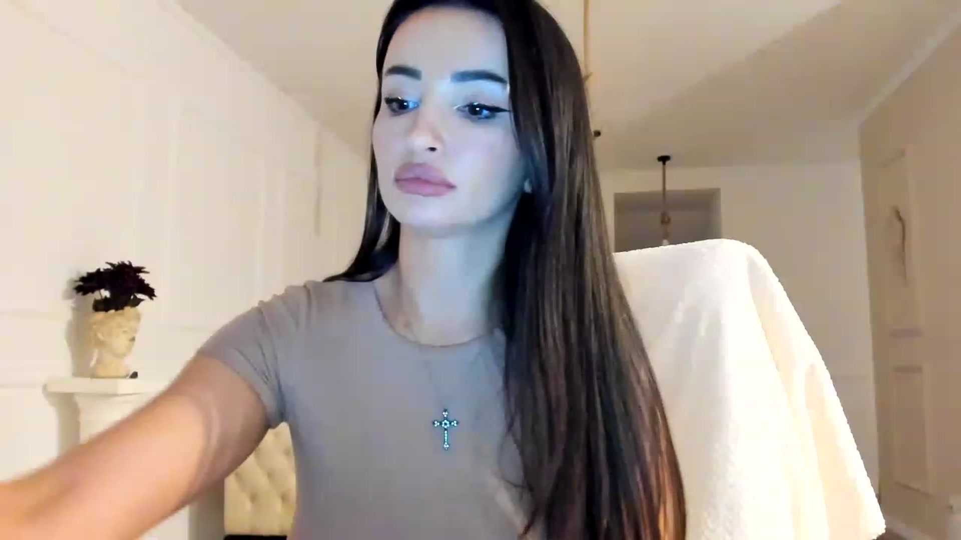 Gallery image thumbnail from AlyssiaKENT1's myfreecams stream on, 11/28/2022, 20:42 image 12 of 20