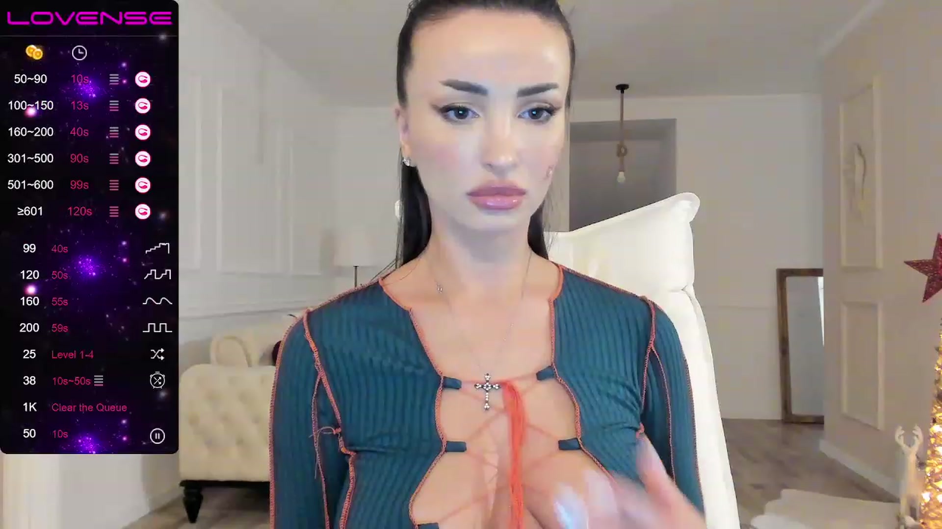 Gallery image thumbnail from AlyssiaKENT1's myfreecams stream on, 12/07/2022, 18:20 image 3 of 20