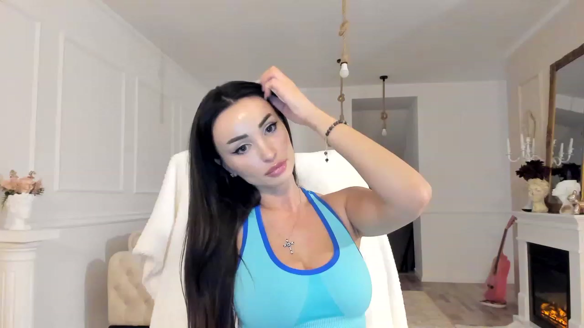 Gallery image thumbnail from AlyssiaKENT1's myfreecams stream on, 12/10/2022, 15:20 image 16 of 20