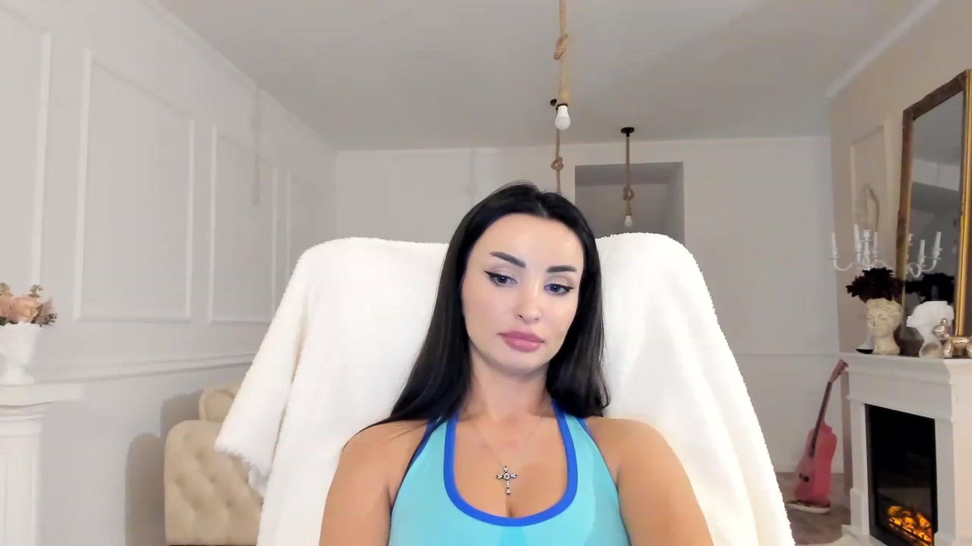 Gallery image thumbnail from AlyssiaKENT1's myfreecams stream on, 12/10/2022, 15:20 image 7 of 20