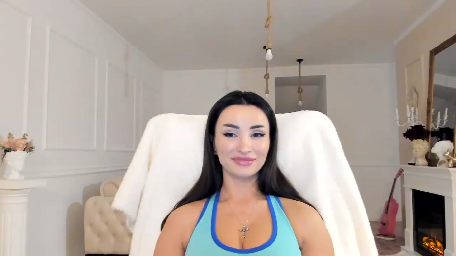 Gallery image thumbnail from AlyssiaKENT1's myfreecams stream on, 12/10/2022, 15:20 image 14 of 20