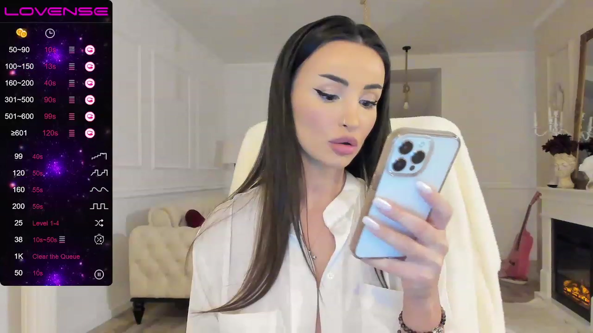 Gallery image thumbnail from AlyssiaKENT1's myfreecams stream on, 12/10/2022, 19:22 image 17 of 20