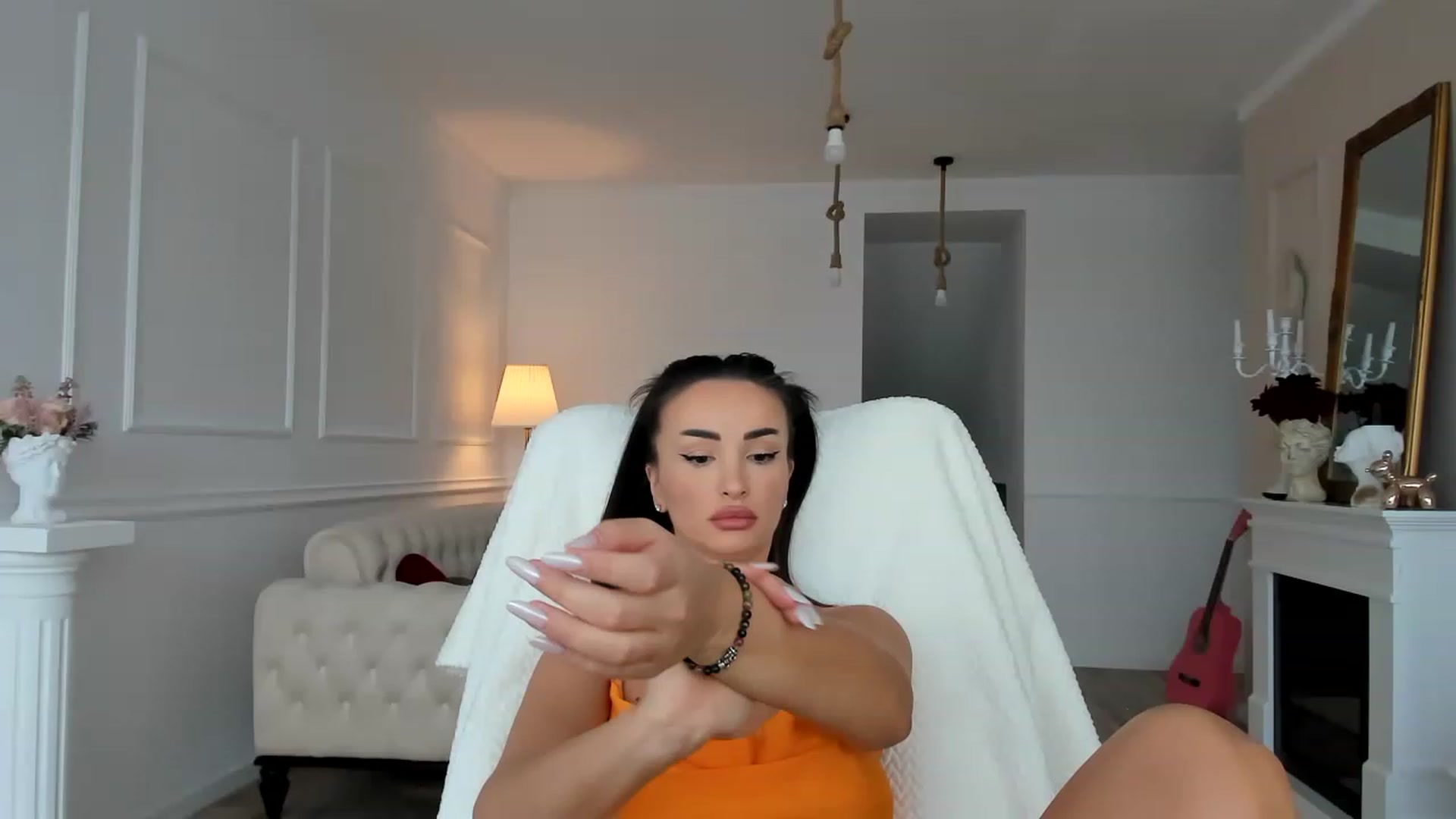 Gallery image thumbnail from AlyssiaKENT1's myfreecams stream on, 12/12/2022, 11:21 image 1 of 20