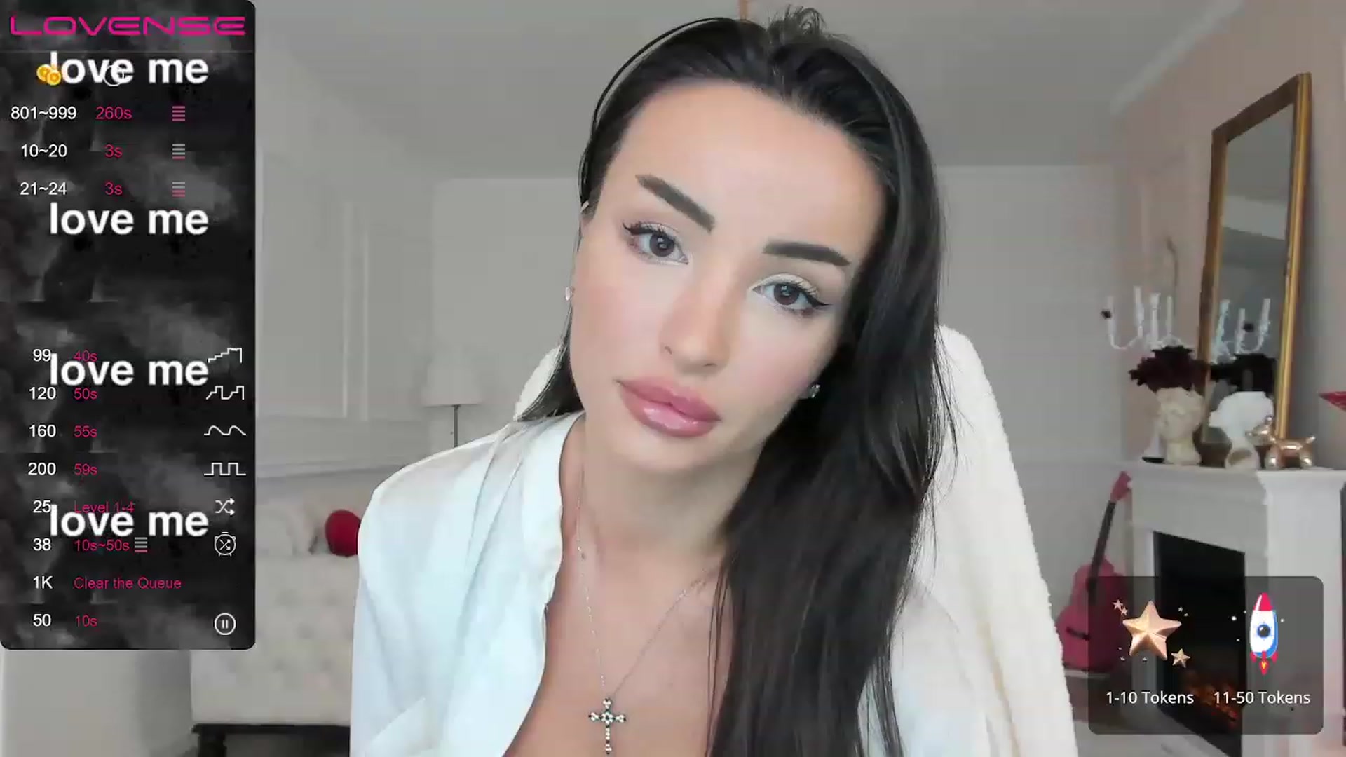 Gallery image thumbnail from AlyssiaKENT1's myfreecams stream on, 12/18/2022, 08:37 image 10 of 20