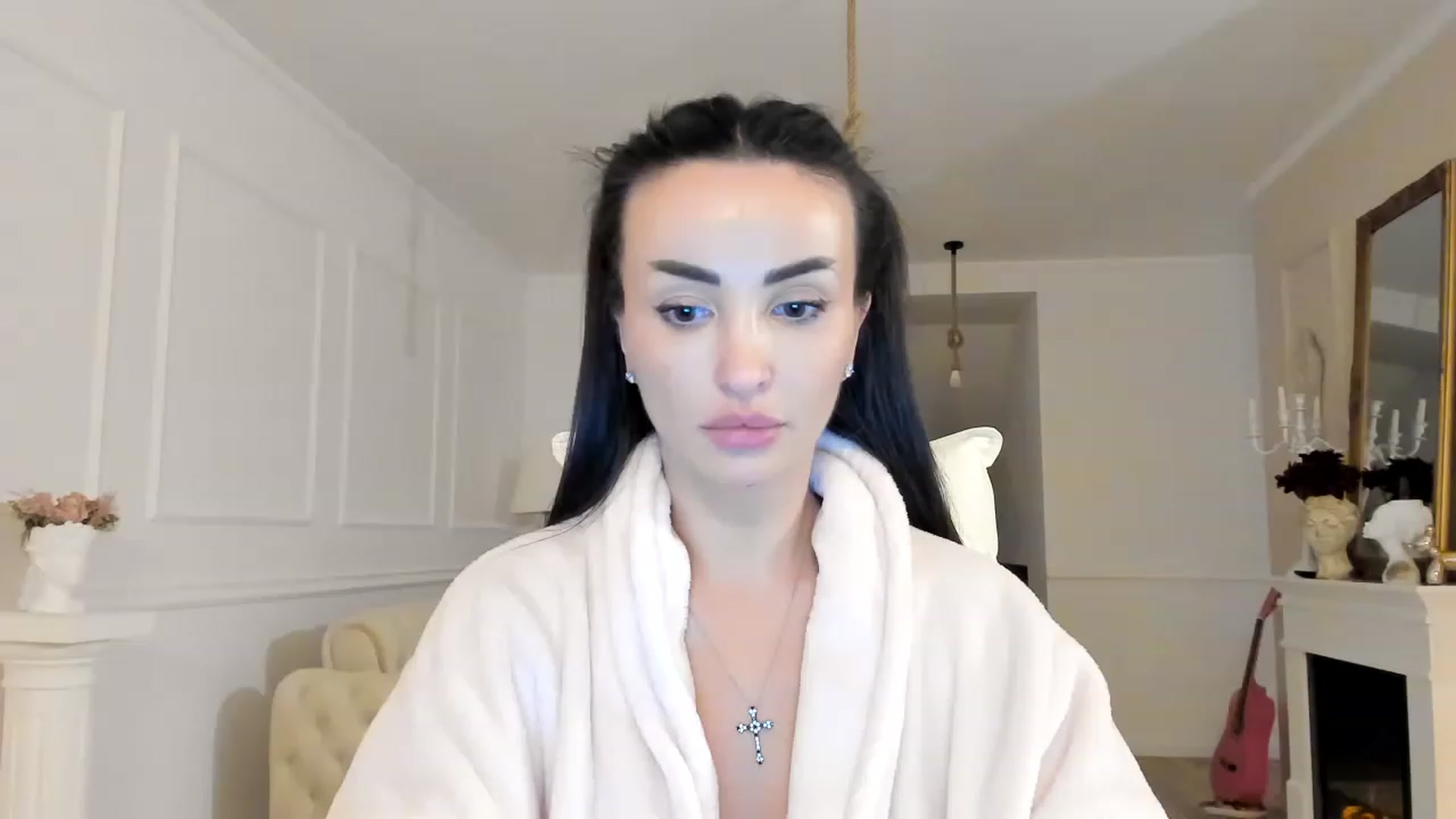 Gallery image thumbnail from AlyssiaKENT1's myfreecams stream on, 12/22/2022, 20:49 image 8 of 20