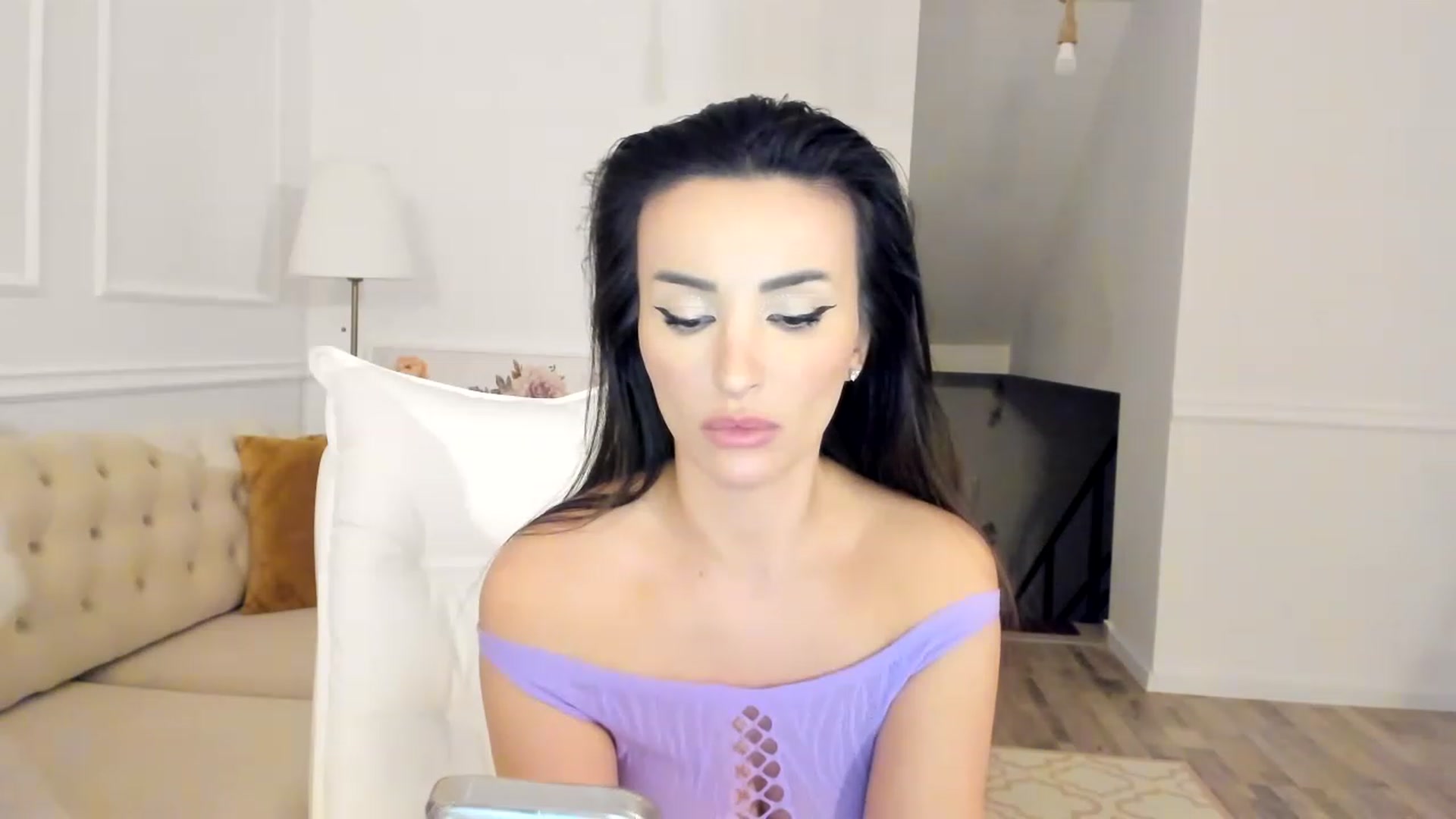 Gallery image thumbnail from AlyssiaKENT1's myfreecams stream on, 01/13/2023, 18:17 image 13 of 20
