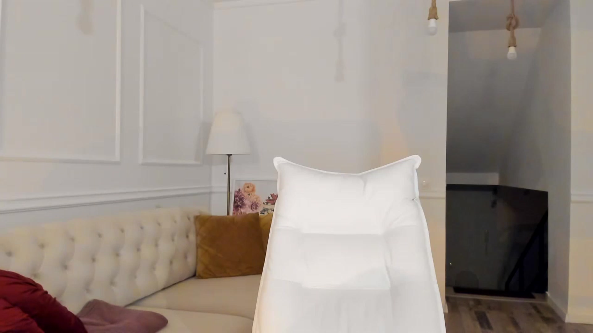 Gallery image thumbnail from AlyssiaKENT1's myfreecams stream on, 01/18/2023, 18:10 image 5 of 20