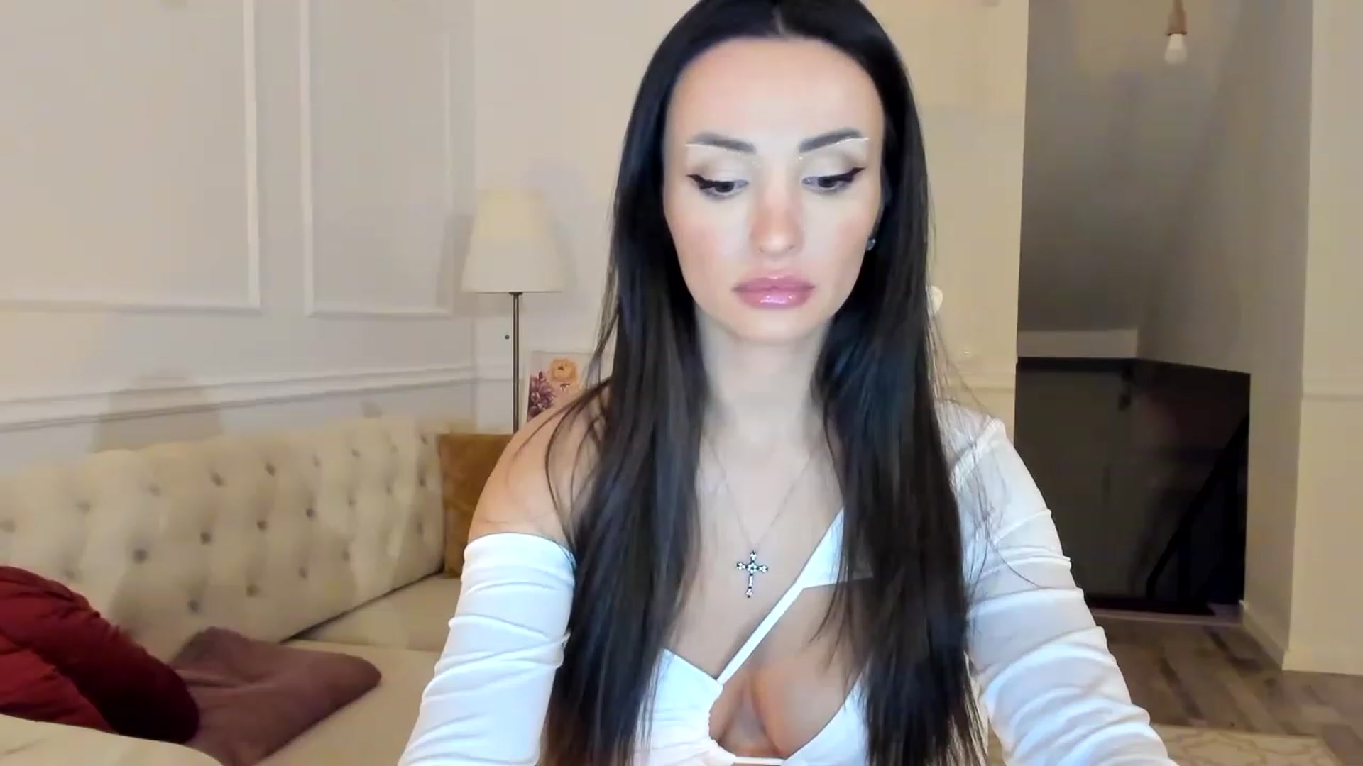 Gallery image thumbnail from AlyssiaKENT1's myfreecams stream on, 01/18/2023, 18:10 image 12 of 20