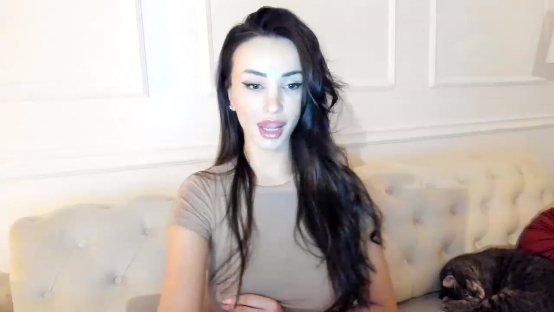 Gallery image thumbnail from AlyssiaKENT1's myfreecams stream on, 01/21/2023, 19:29 image 1 of 20