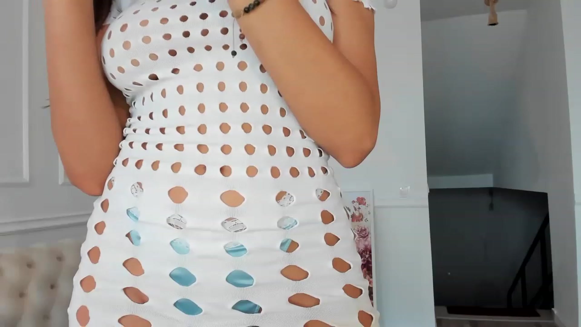 Gallery image thumbnail from AlyssiaKENT1's myfreecams stream on, 01/22/2023, 08:38 image 5 of 20