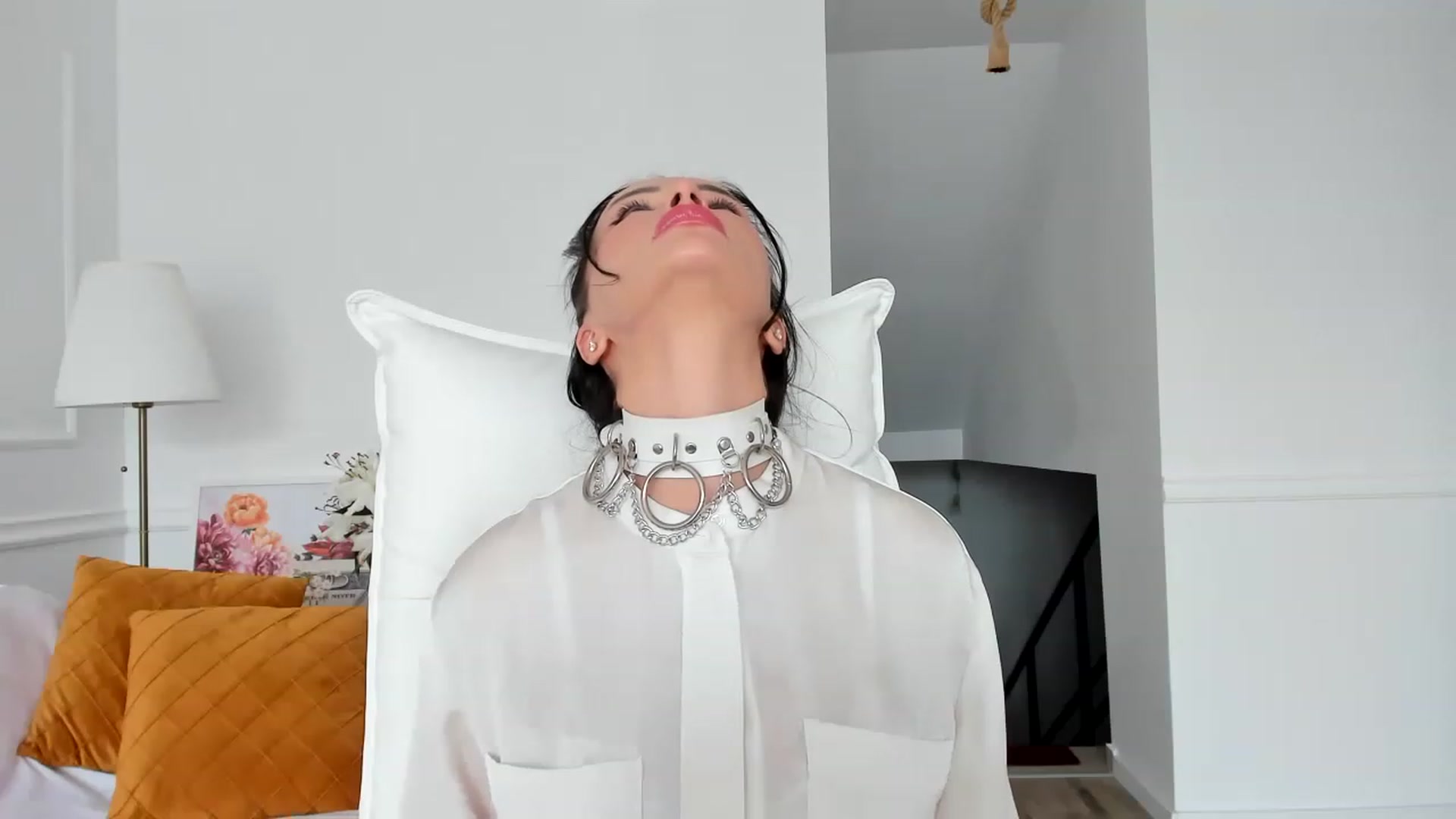 Gallery image thumbnail from AlyssiaKENT1's myfreecams stream on, 01/30/2023, 11:36 image 9 of 20