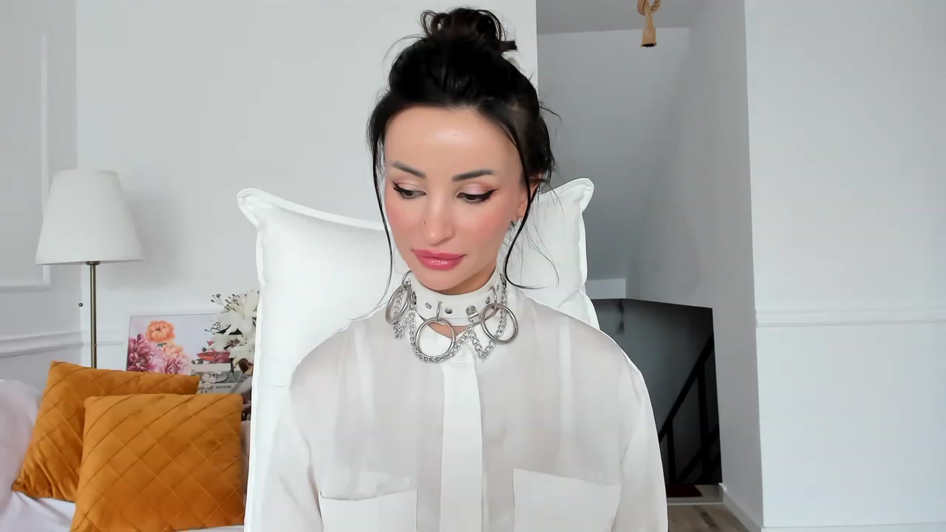 Gallery image thumbnail from AlyssiaKENT1's myfreecams stream on, 01/30/2023, 11:36 image 11 of 20