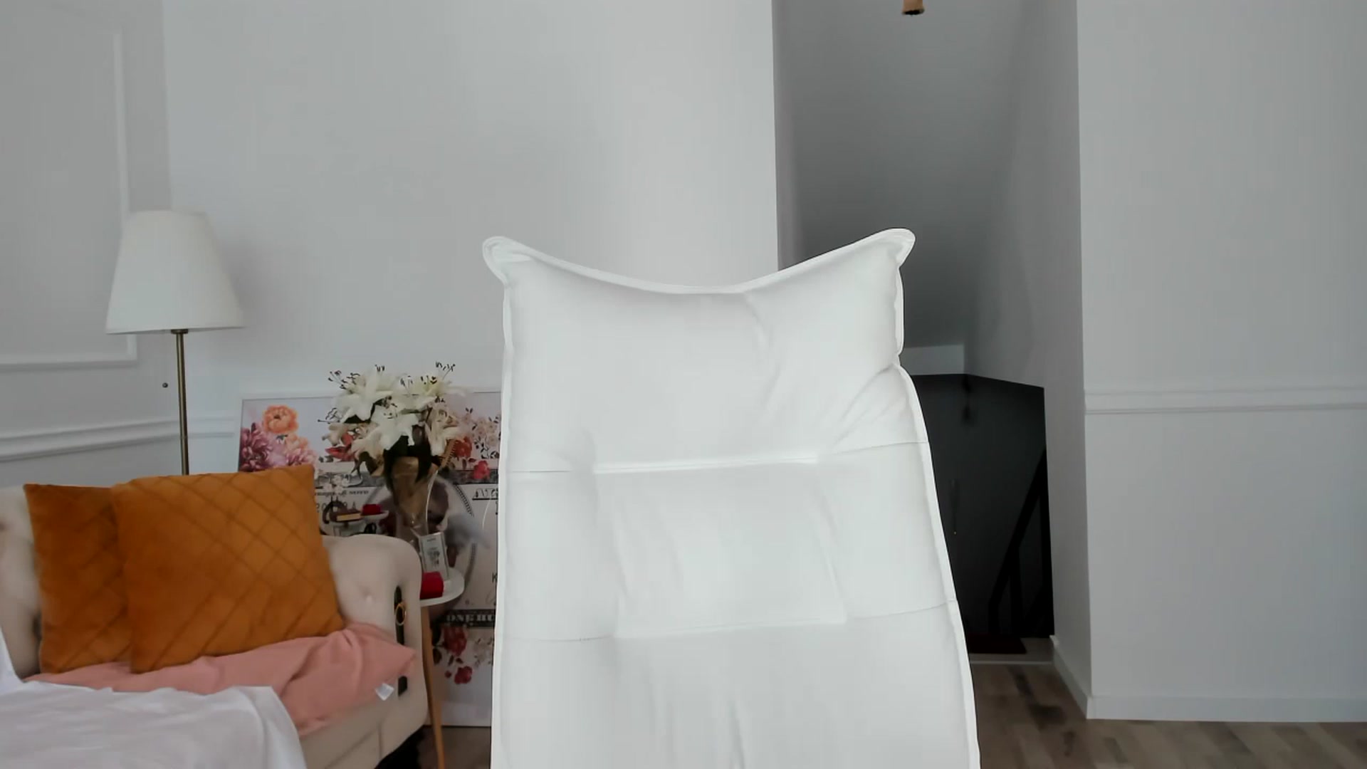 Gallery image thumbnail from AlyssiaKENT1's myfreecams stream on, 01/31/2023, 12:47 image 20 of 20