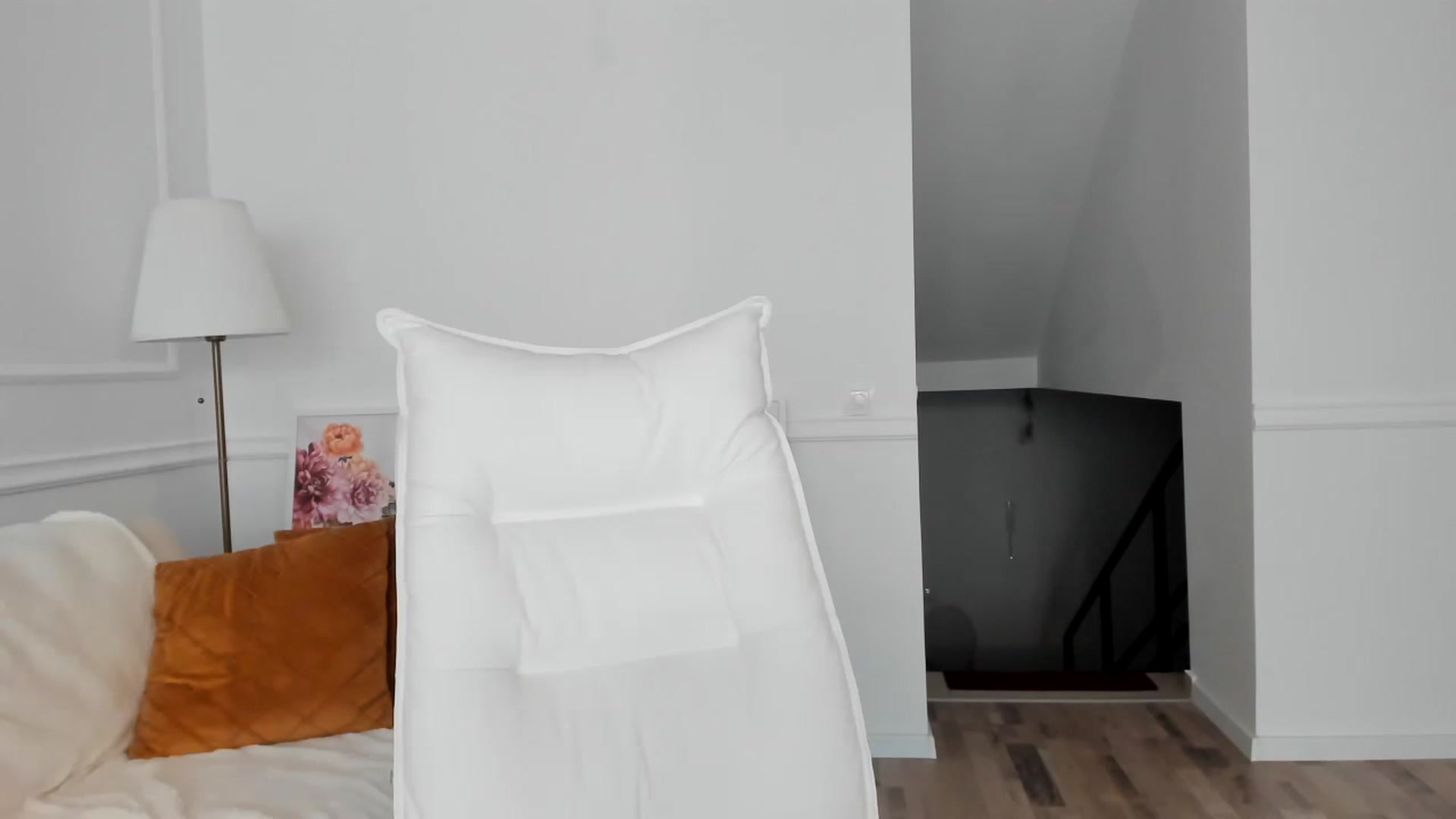 Gallery image thumbnail from AlyssiaKENT1's myfreecams stream on, 02/06/2023, 14:10 image 11 of 20