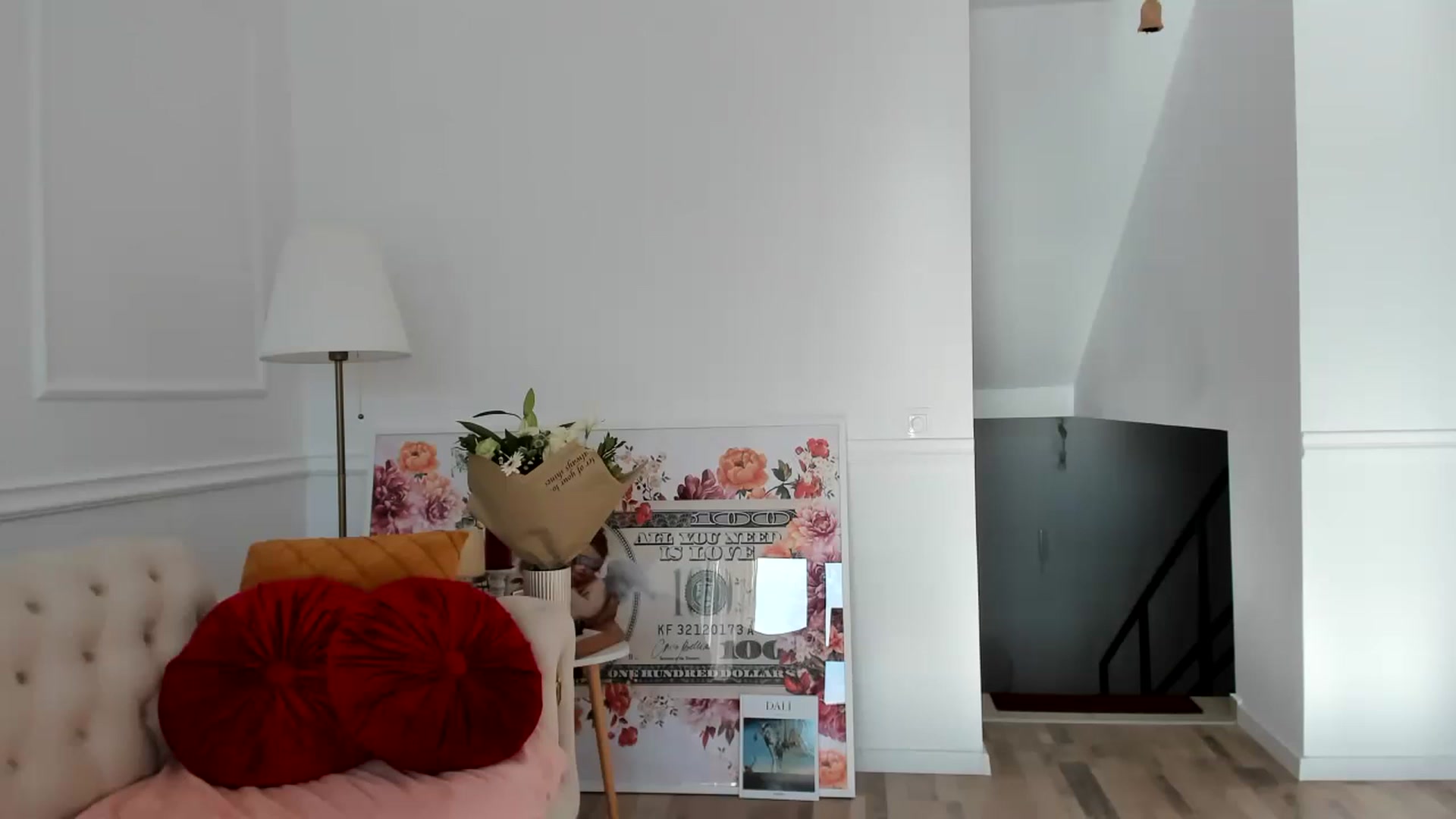 Gallery image thumbnail from AlyssiaKENT1's myfreecams stream on, 03/13/2023, 17:12 image 5 of 20