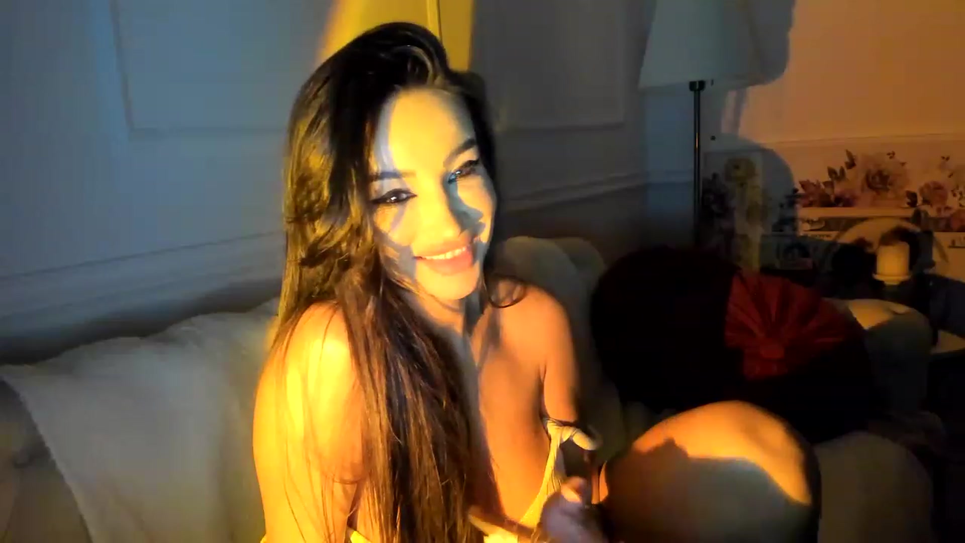 Gallery image thumbnail from AlyssiaKENT1's myfreecams stream on, 04/13/2023, 18:51 image 20 of 20