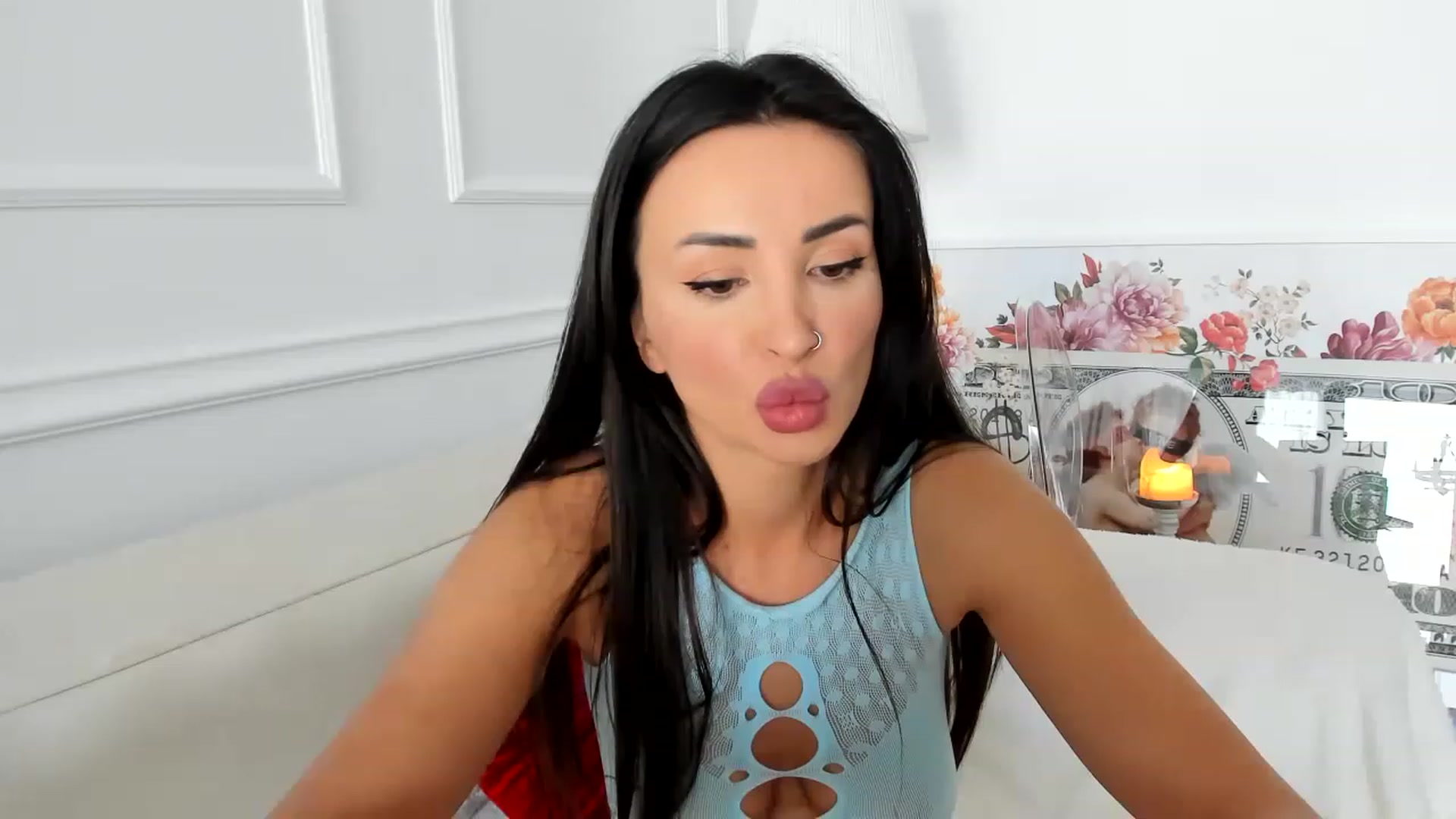 Gallery image thumbnail from AlyssiaKENT1's myfreecams stream on, 05/15/2023, 04:20 image 20 of 20