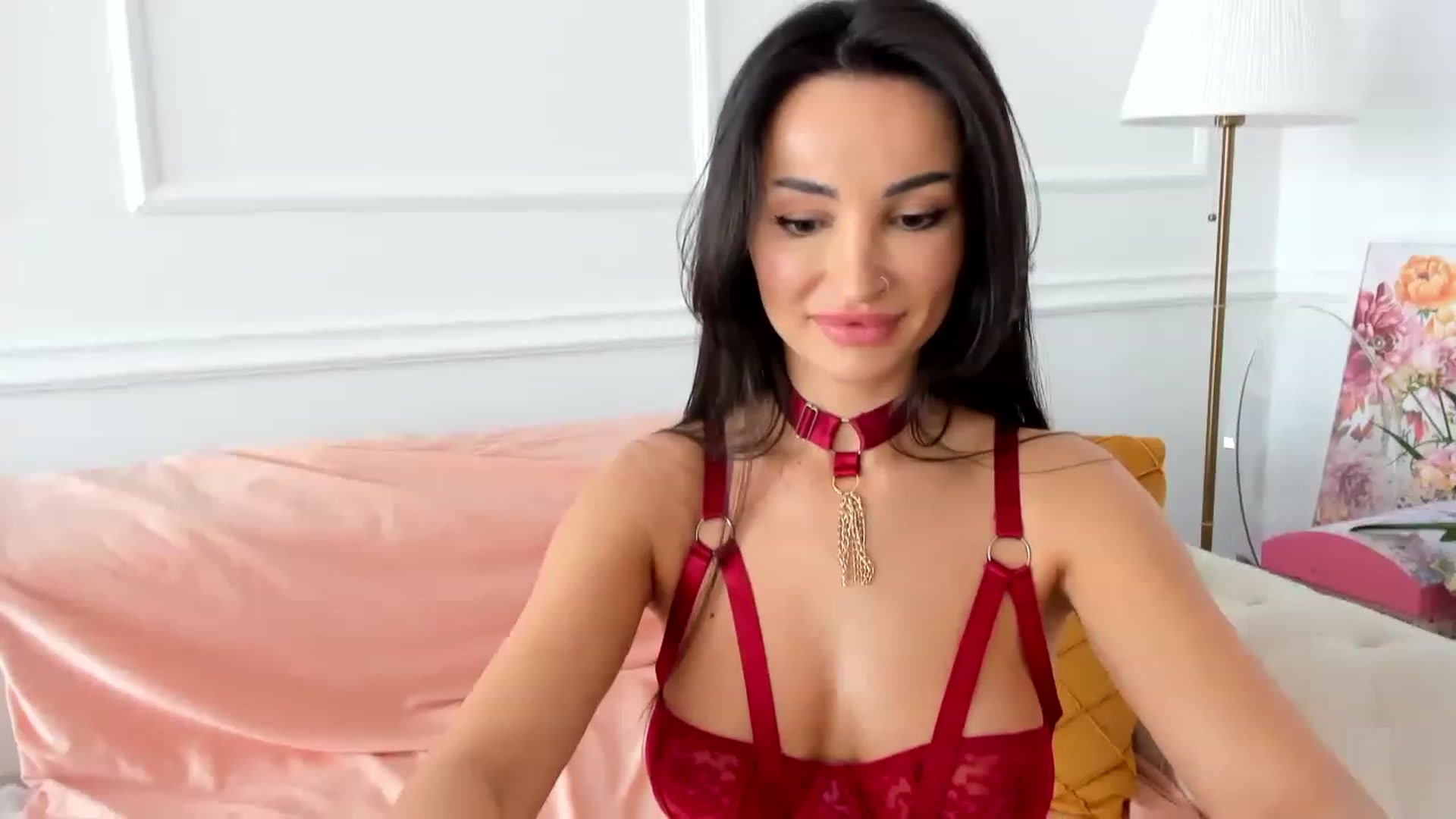 Gallery image thumbnail from AlyssiaKENT1's myfreecams stream on, 05/20/2023, 10:20 image 14 of 20