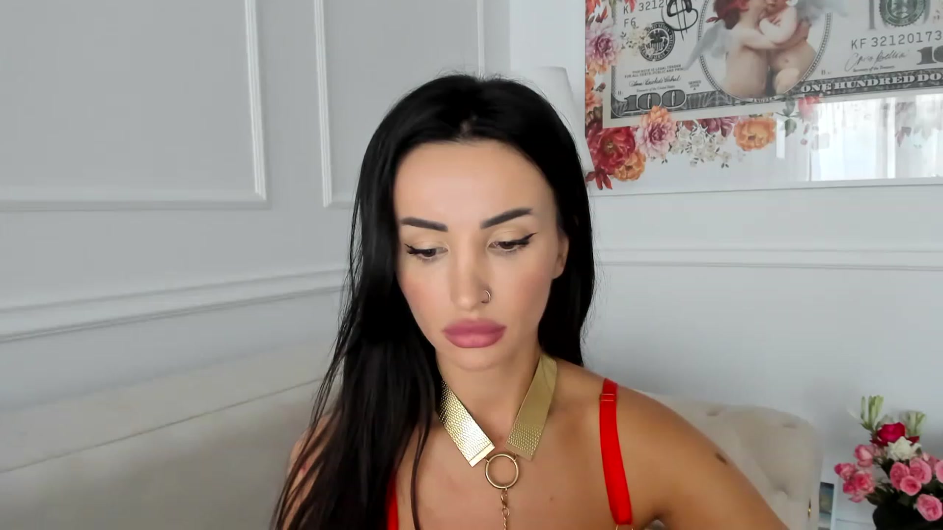 Gallery image thumbnail from AlyssiaKENT1's myfreecams stream on, 06/03/2023, 17:37 image 3 of 20
