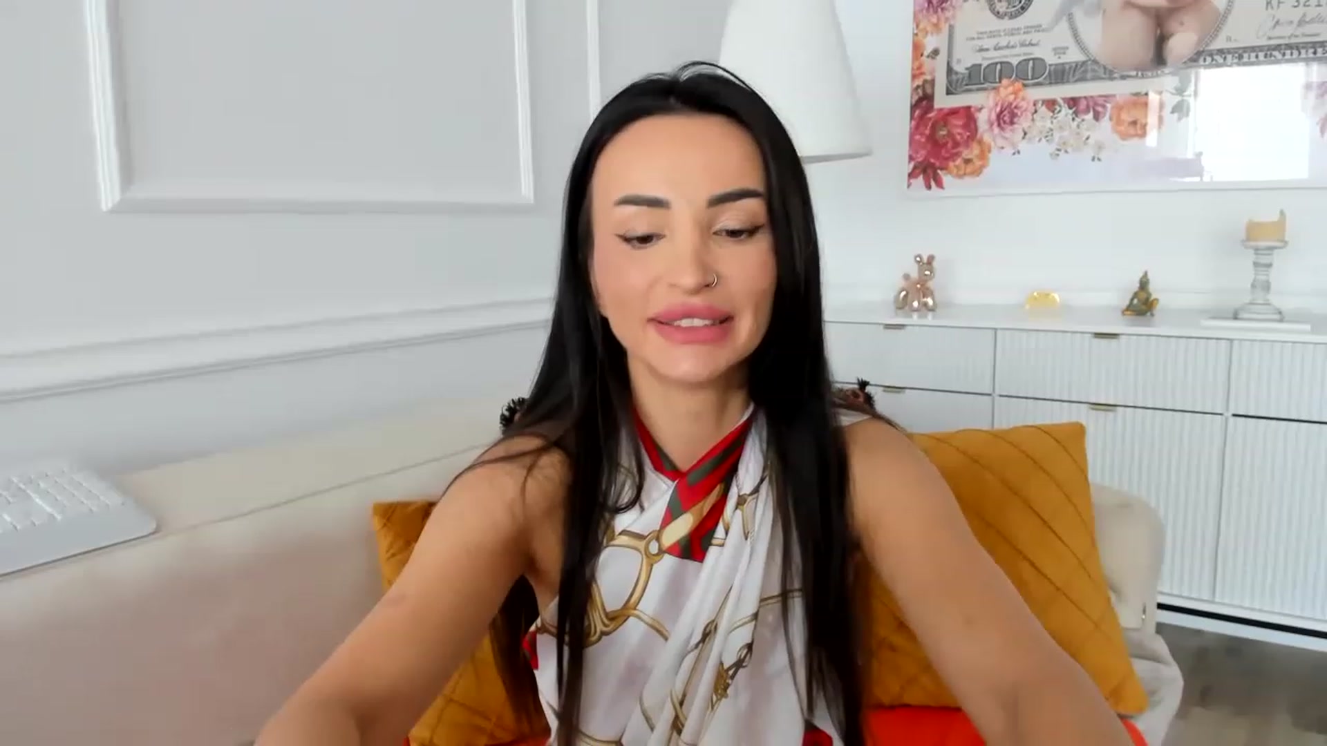 Gallery image thumbnail from AlyssiaKENT1's myfreecams stream on, 06/22/2023, 10:57 image 3 of 20