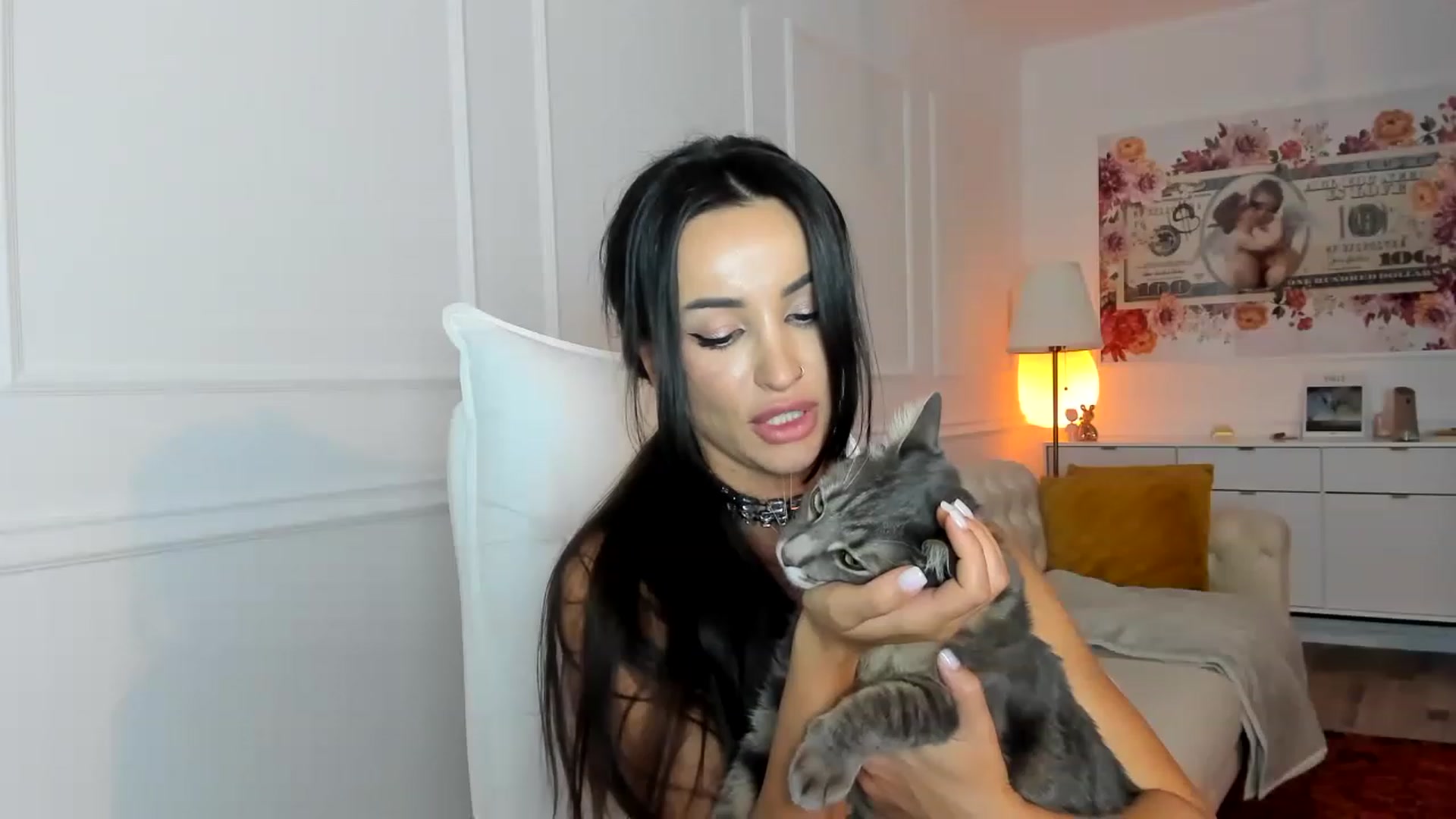Gallery image thumbnail from AlyssiaKENT1's myfreecams stream on, 09/02/2023, 18:14 image 7 of 20